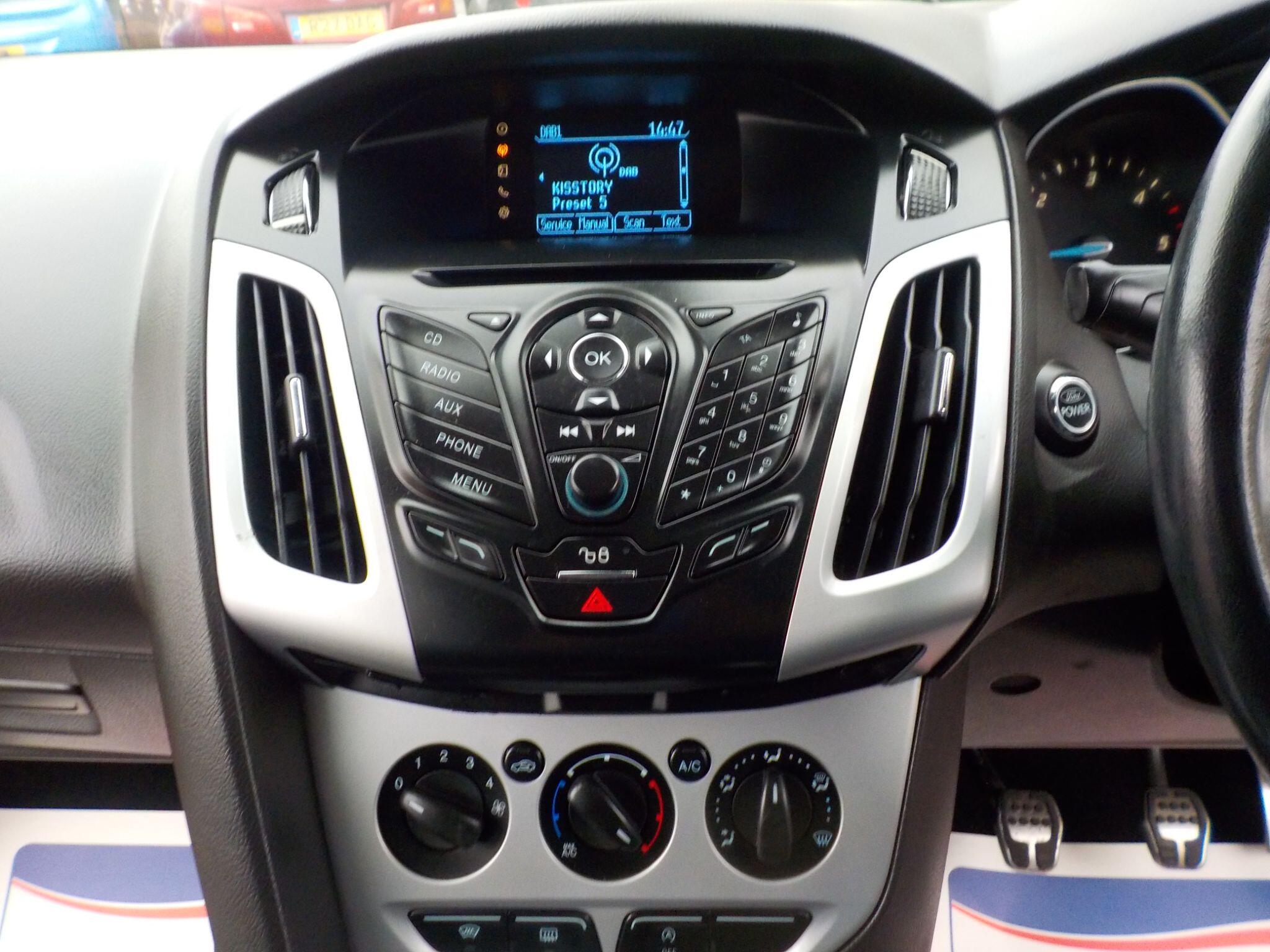 Ford Focus 1.6 TDCi Zetec S Euro 5 (s/s) 5dr