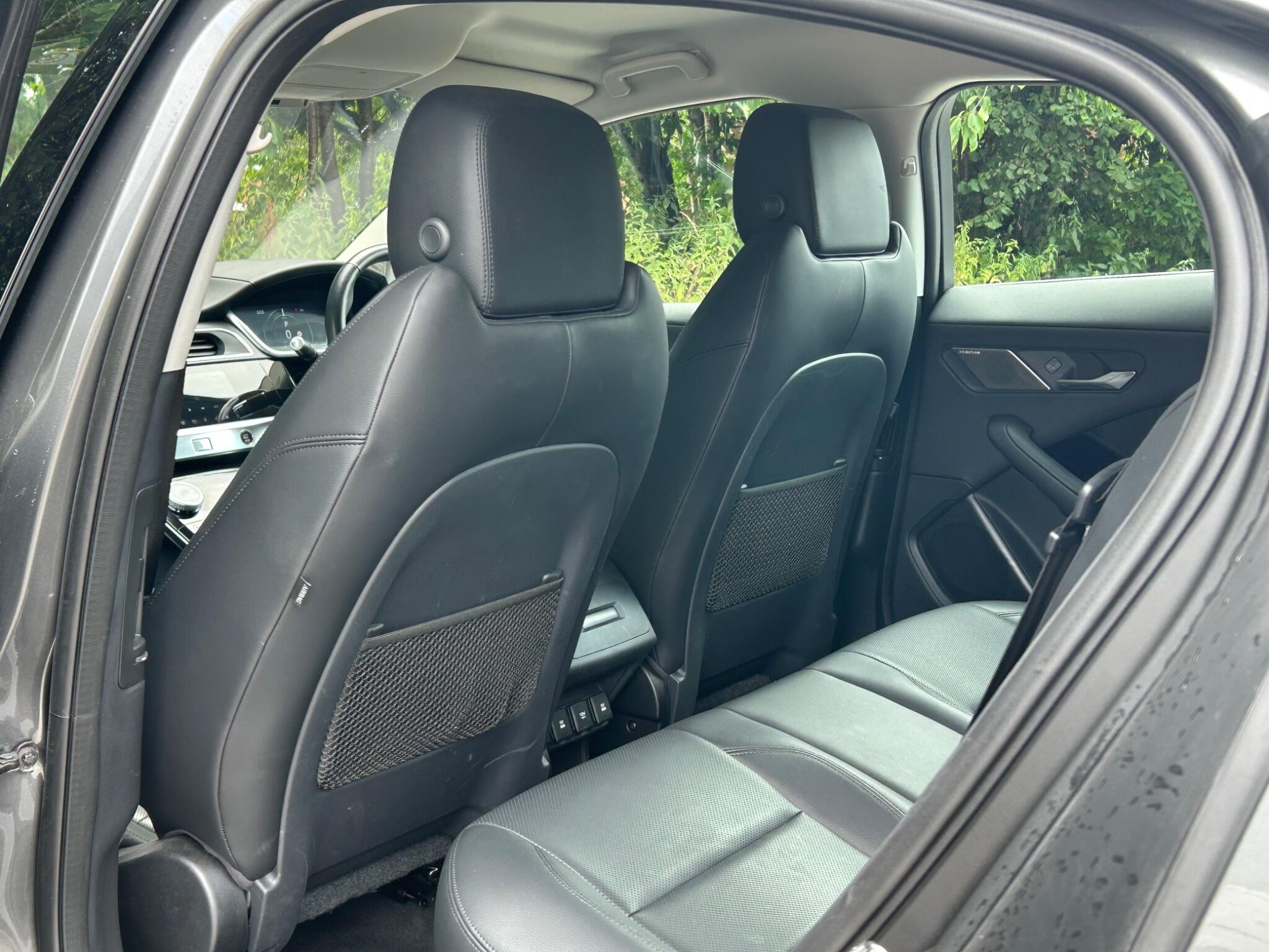 Jaguar I-Pace view 16