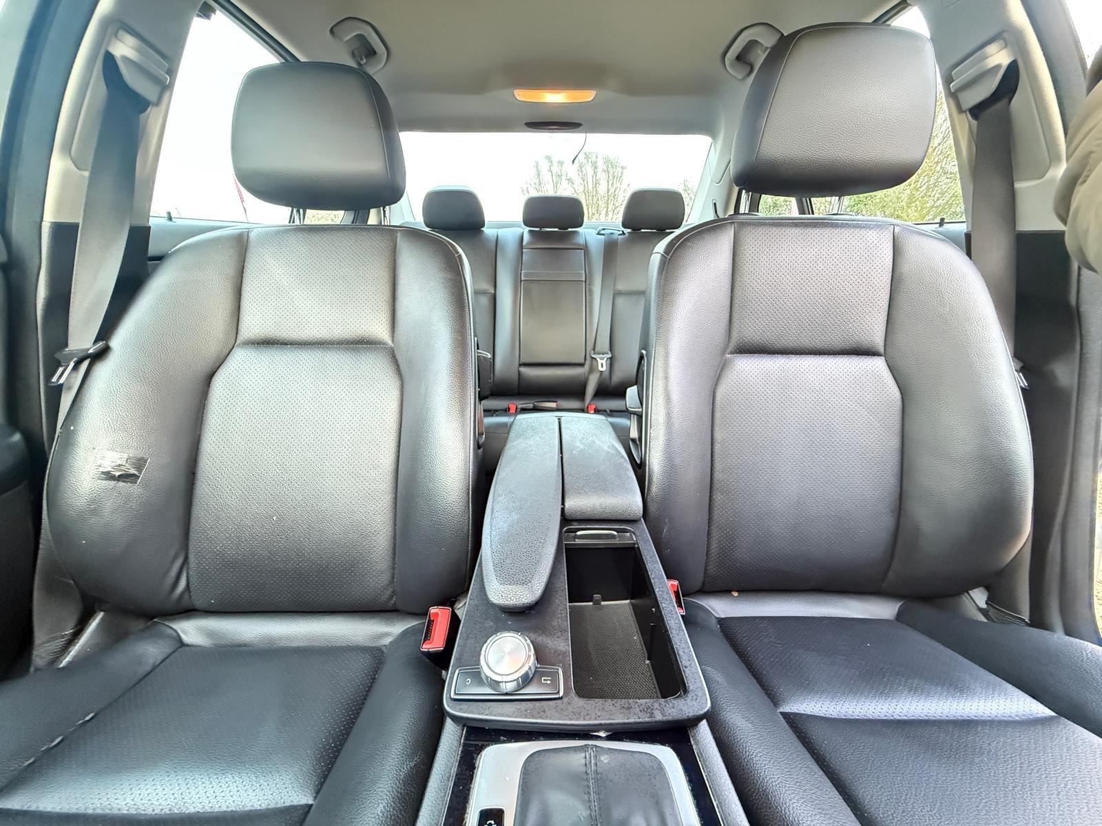 Mercedes-Benz C Class view 48