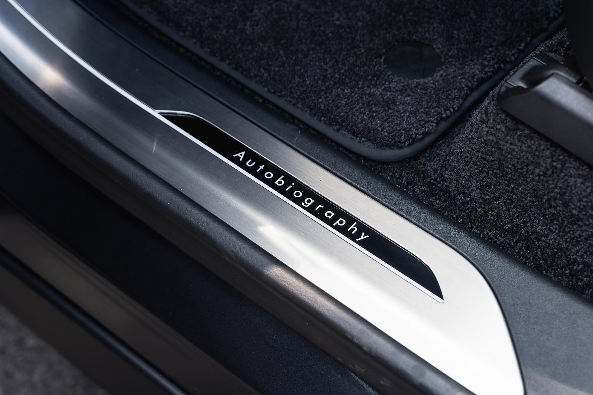 Land Rover Range Rover view 50