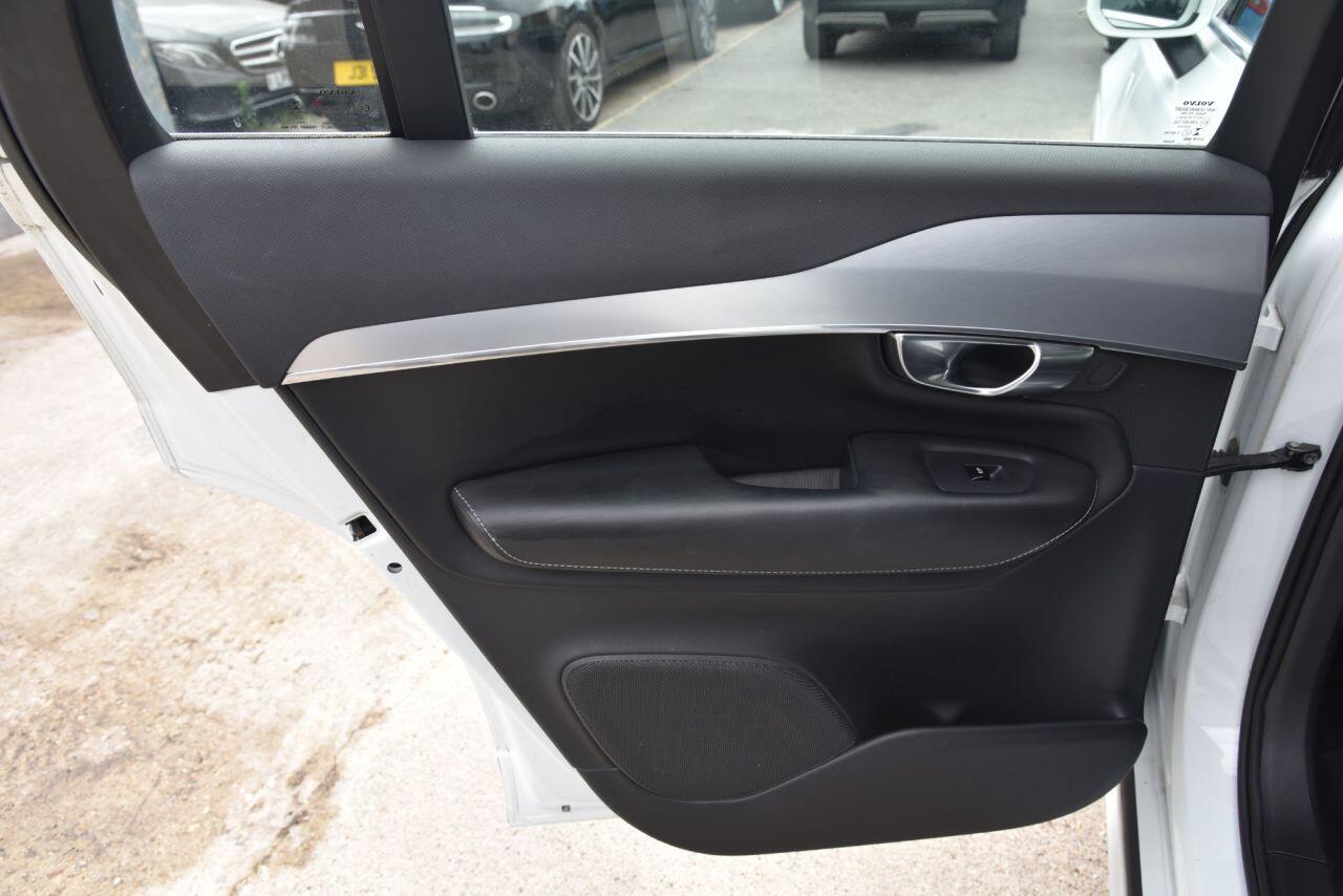 Volvo XC90 view 55