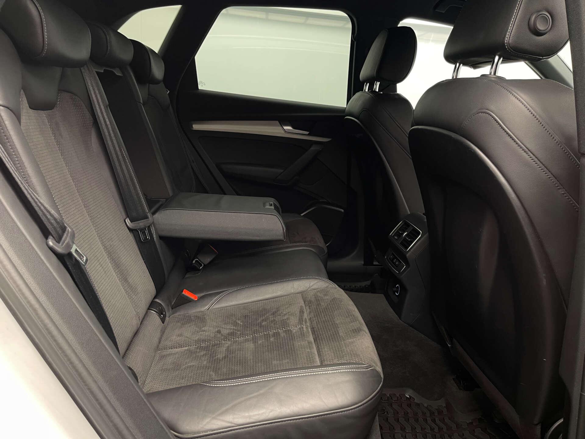 Audi Q5 view 22