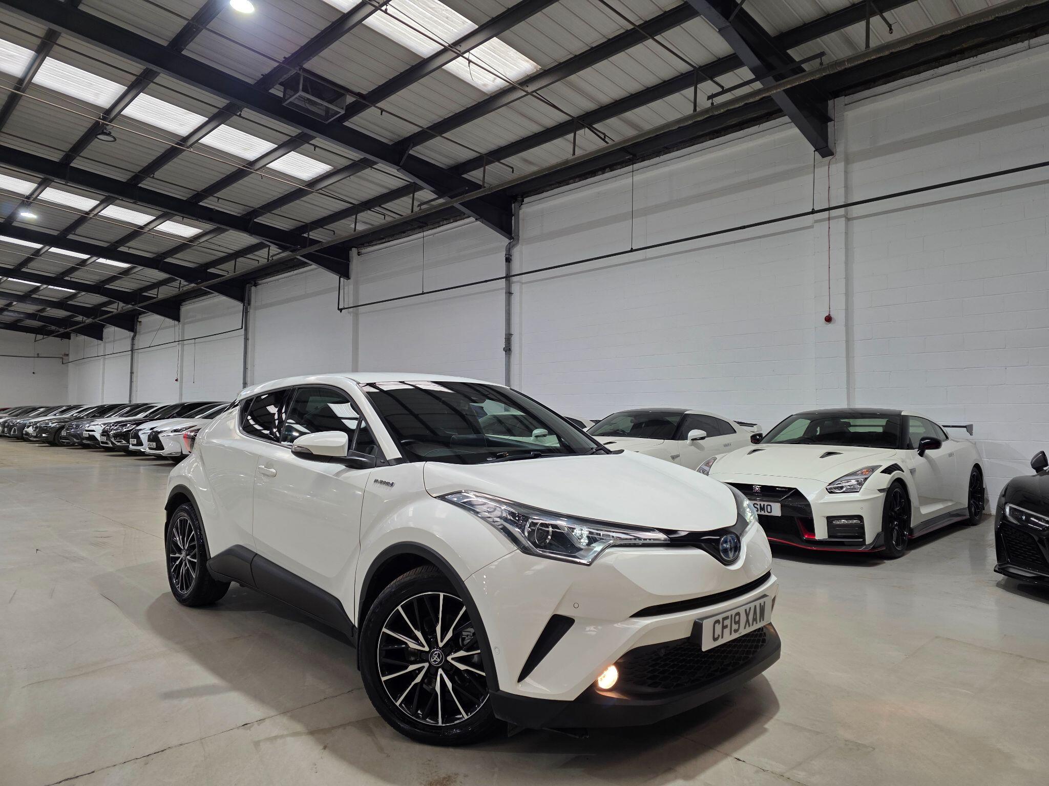 Toyota C-HR view 3