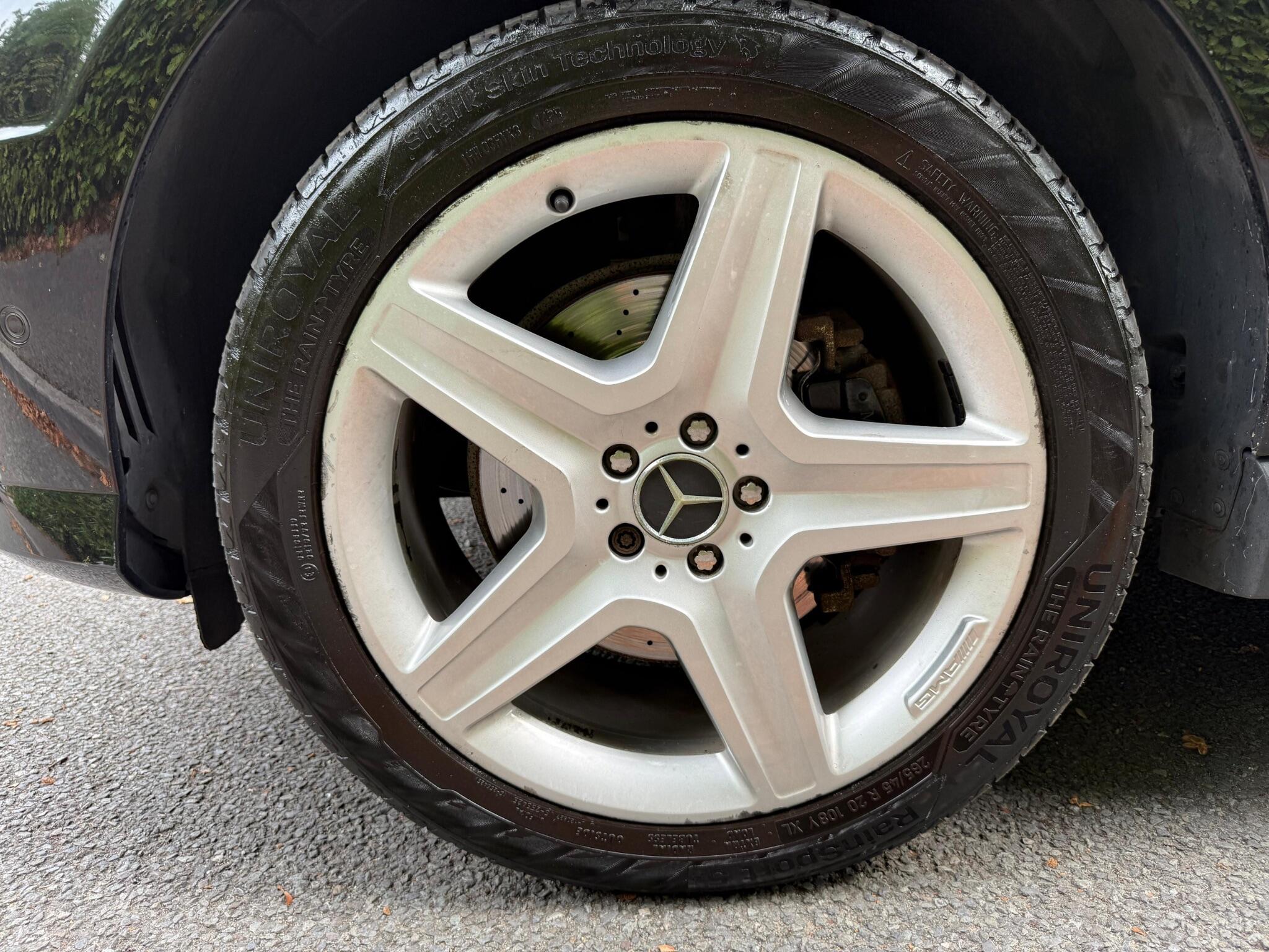 Mercedes-Benz M Class view 20