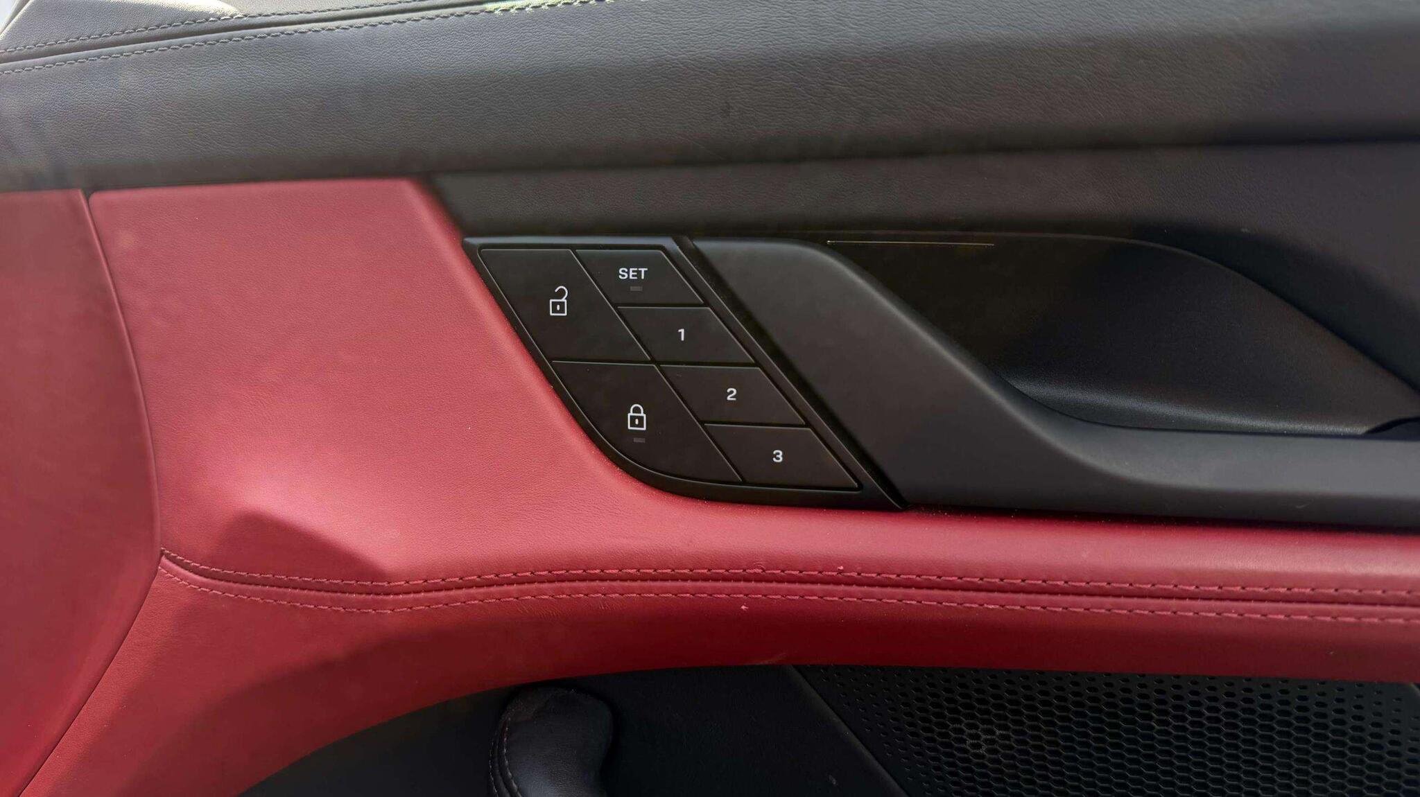 Porsche Taycan view 22
