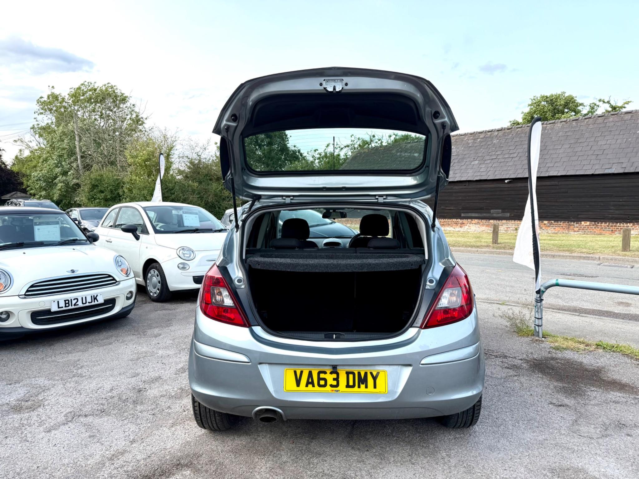 2014 Vauxhall Corsa 1.4 16V SXi Euro 5 5dr (A/C) • 47,485 miles image 32