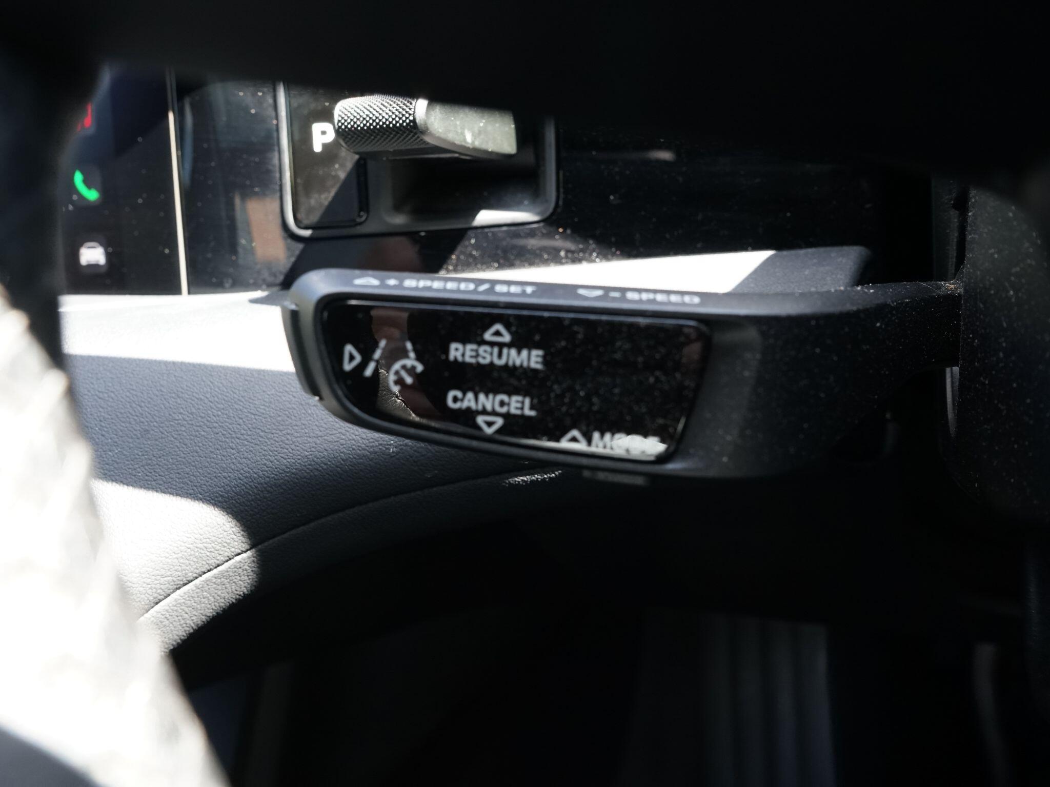 Porsche Taycan view 38