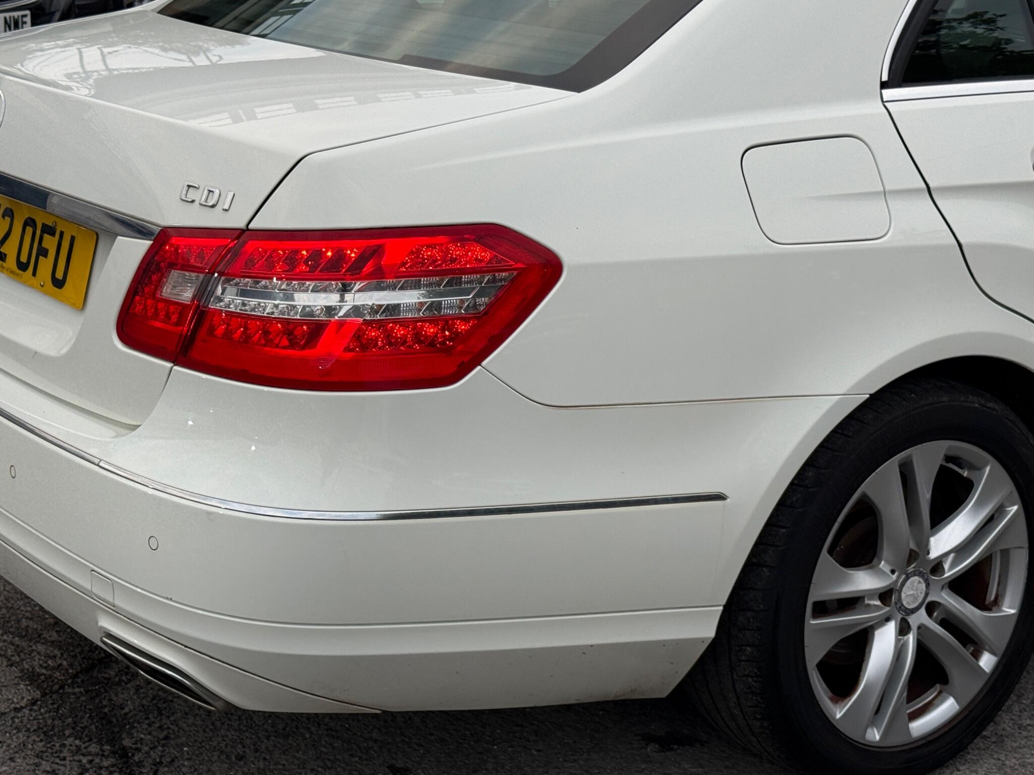 Mercedes-Benz E Class - Image 25