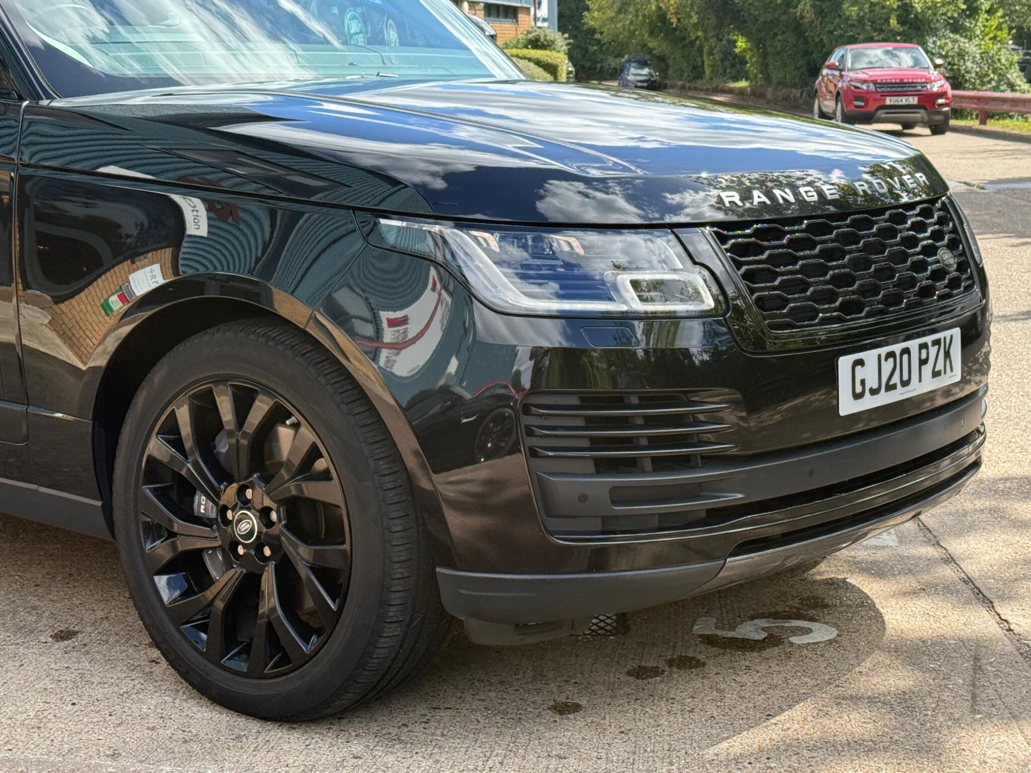 Land Rover Range Rover view 8