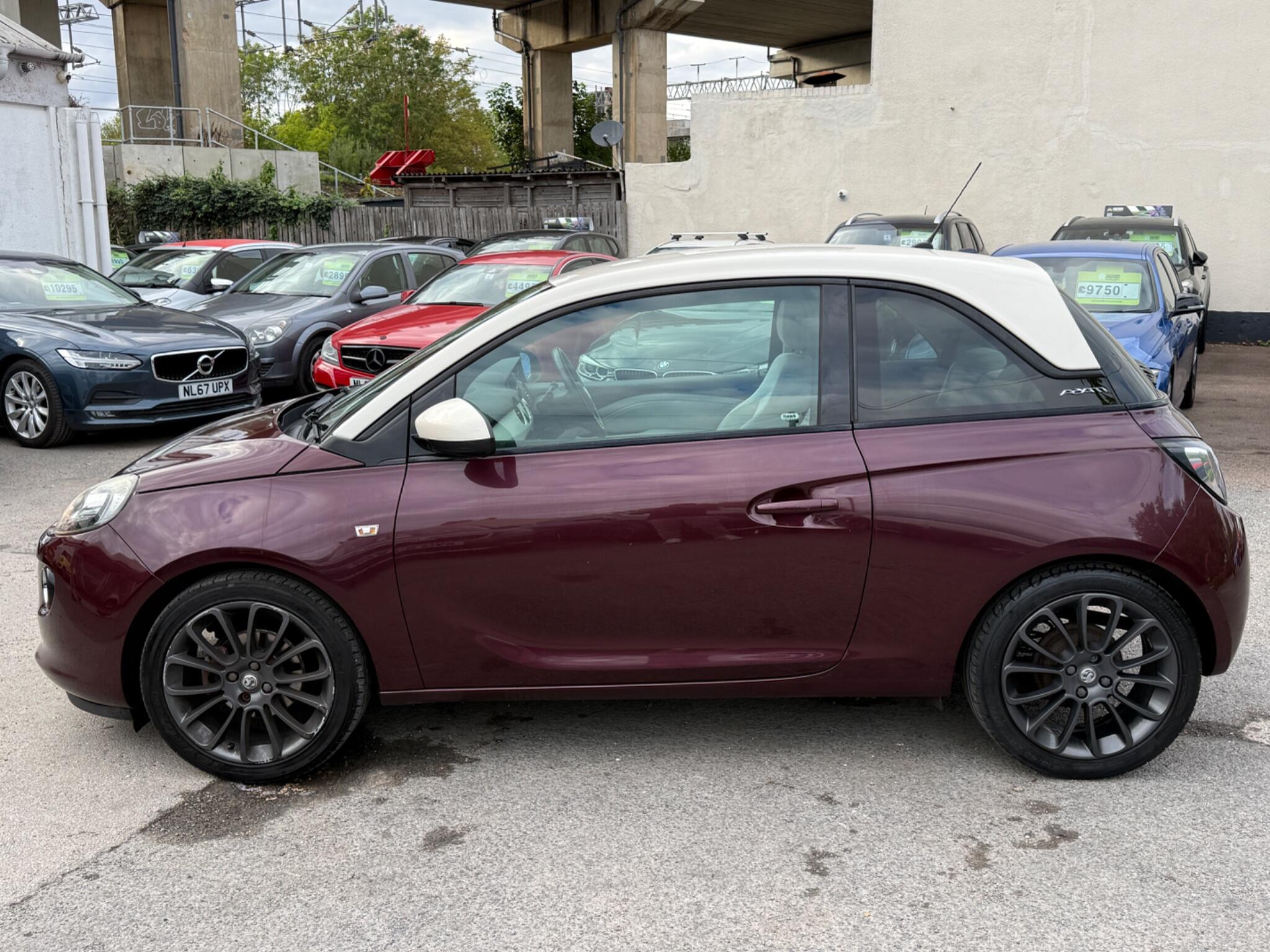 Vauxhall ADAM - Image 9