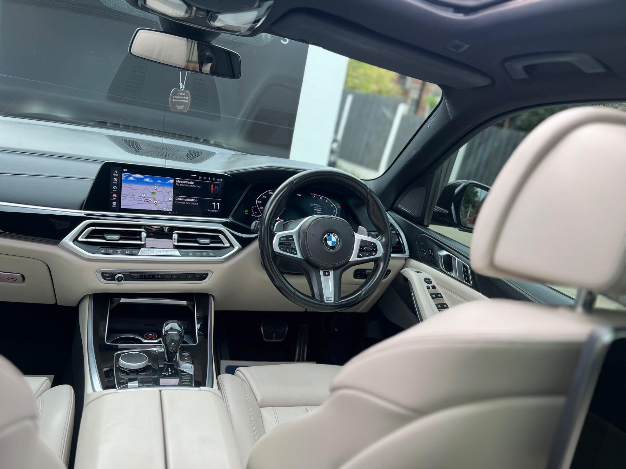BMW X5 view 41