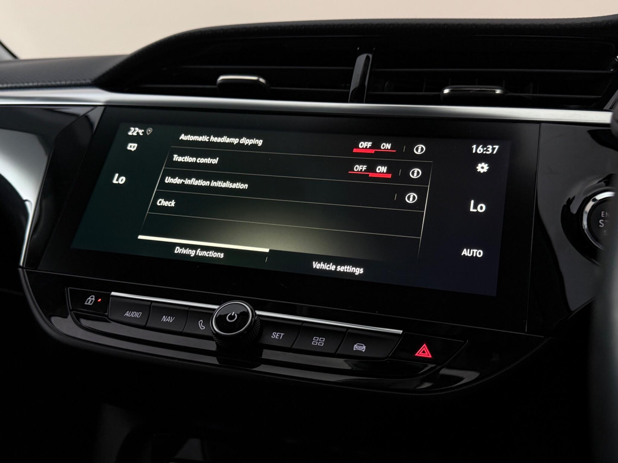 Vauxhall Corsa view 30