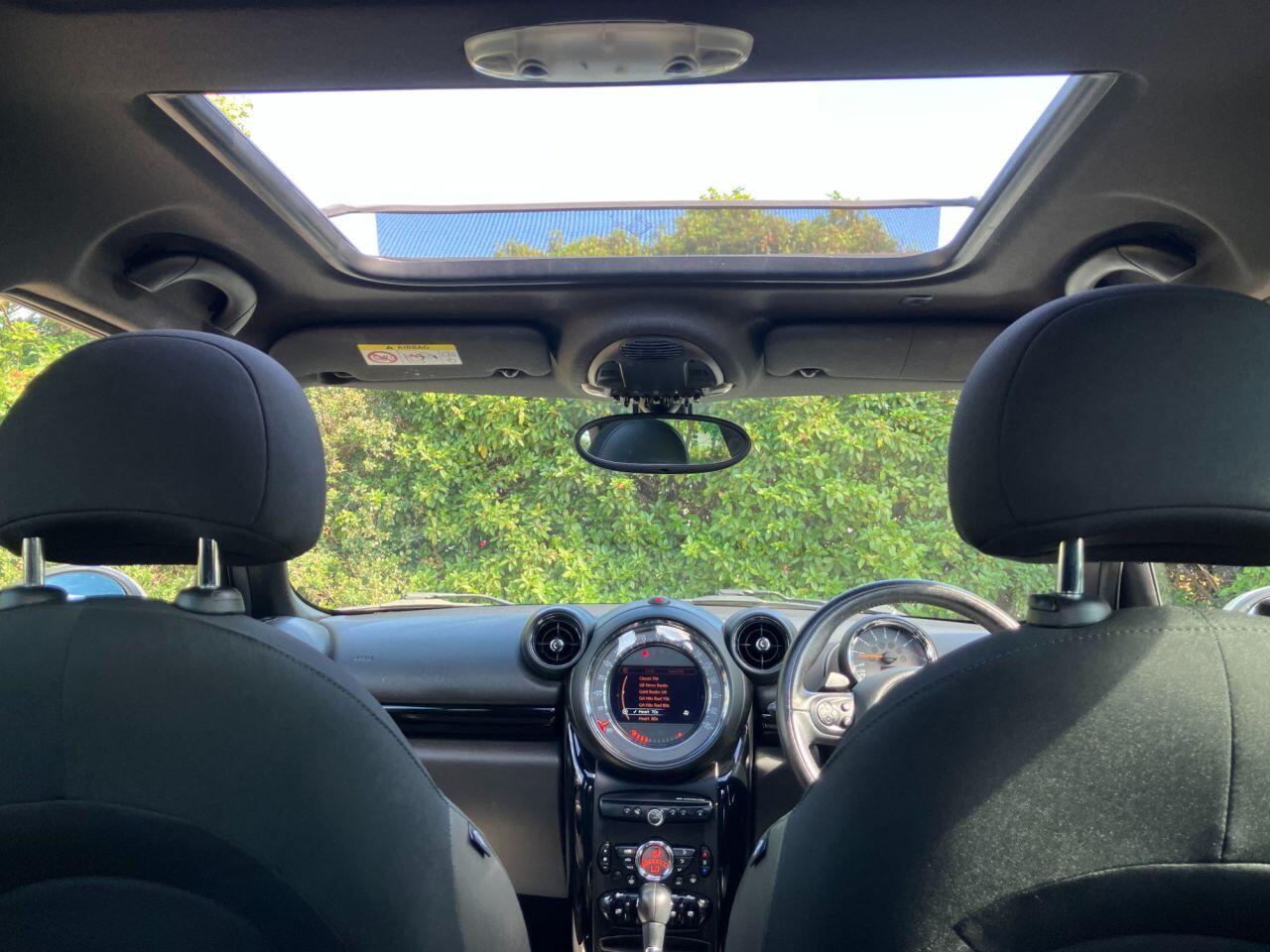 Mini Countryman view 21