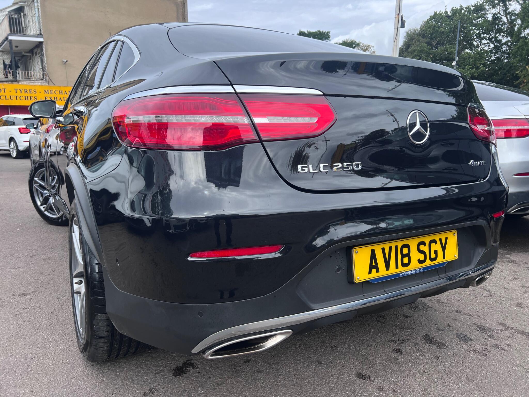 Mercedes-Benz GLC view 11