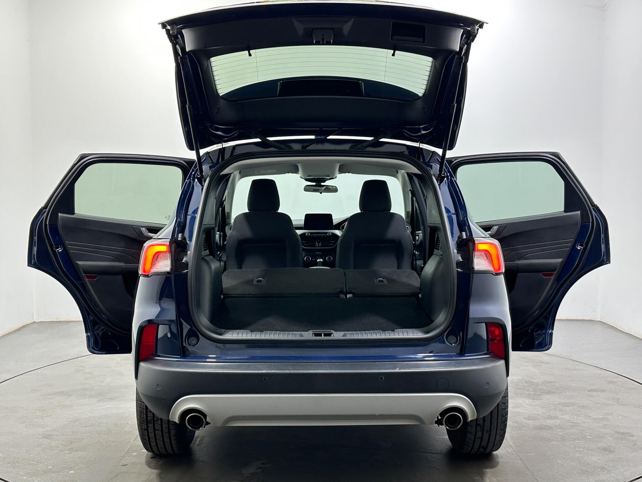 Ford Kuga view 43