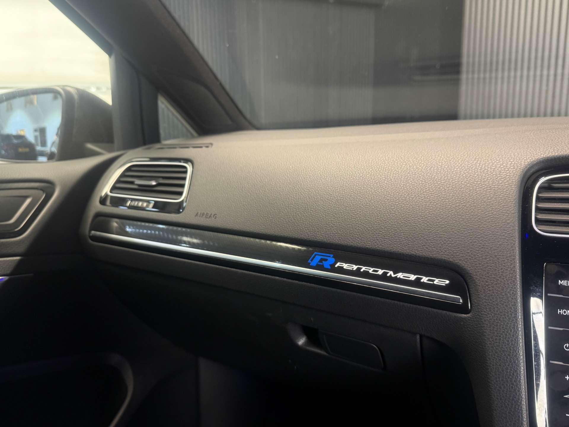 Volkswagen Golf view 25
