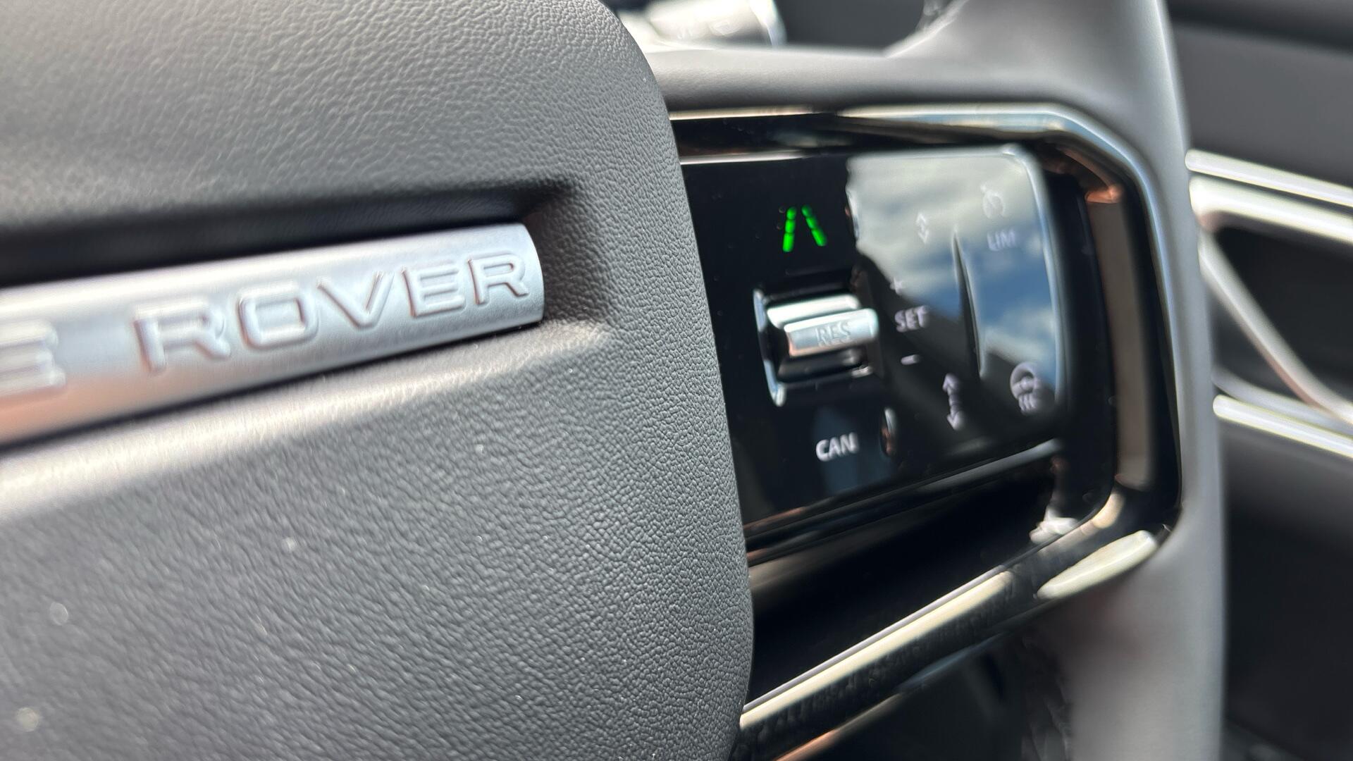 Land Rover Range Rover Velar view 60