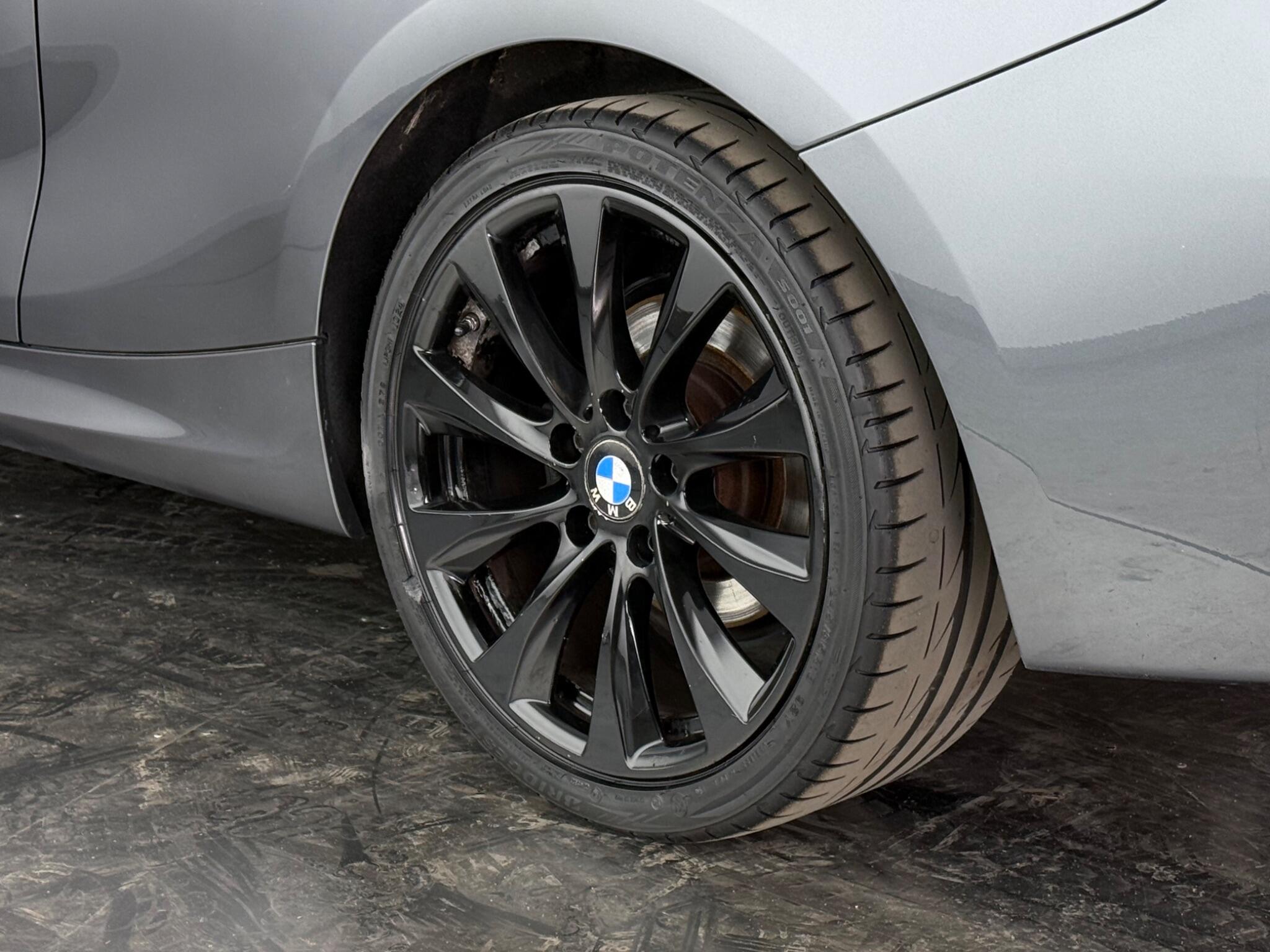 BMW 2 Series view 11