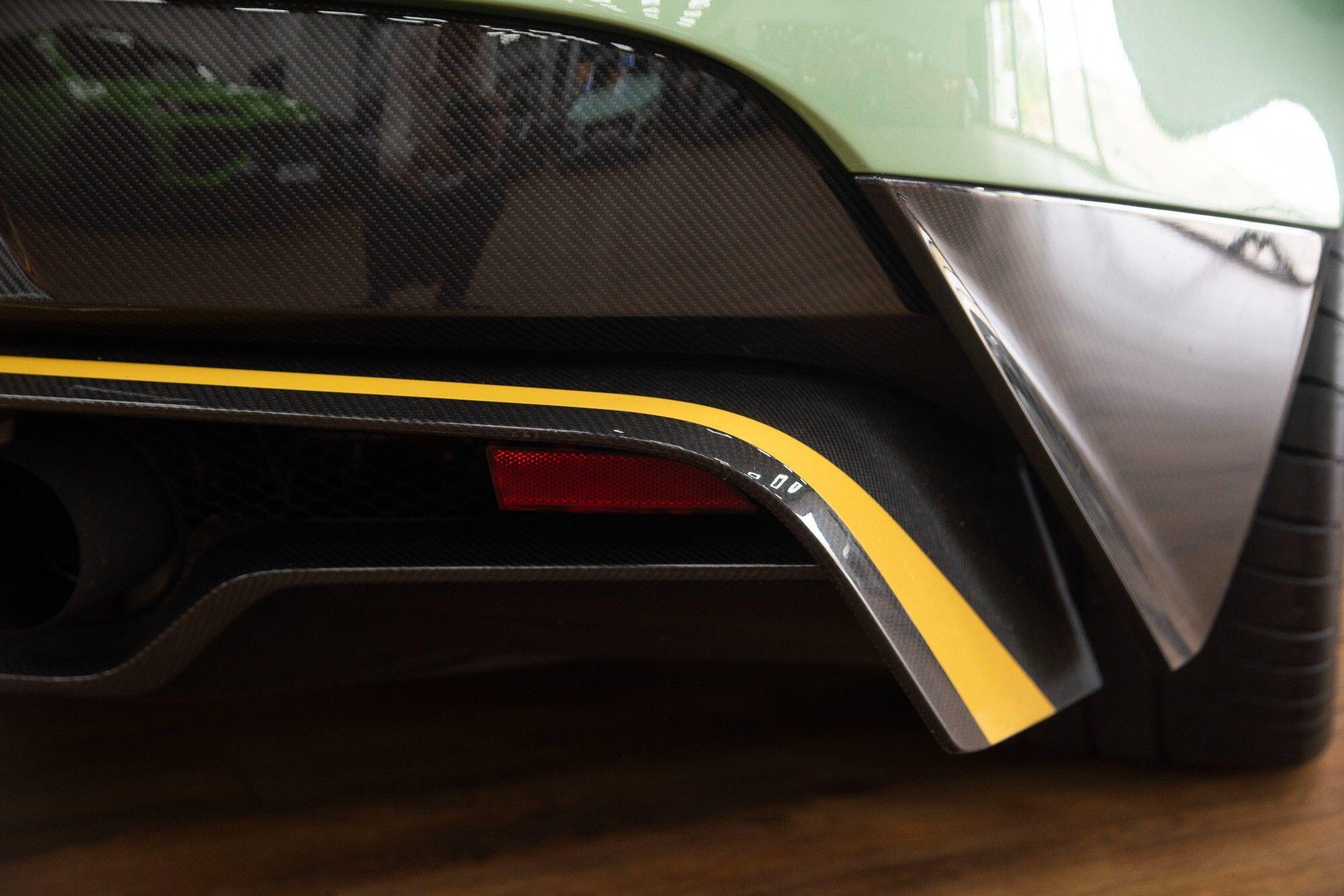Aston Martin Vantage view 36