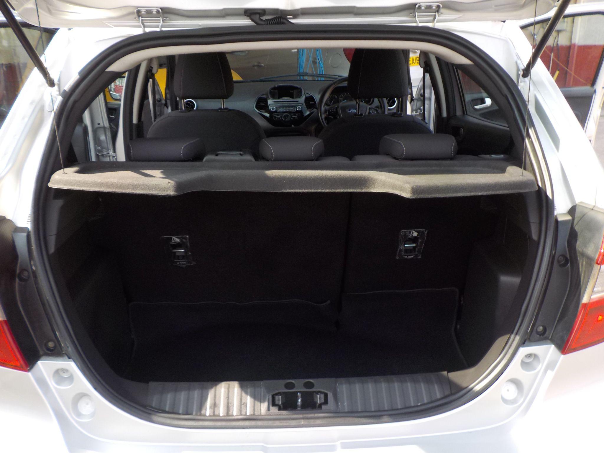 Ford Ka+ 1.2 Ti-VCT Zetec Euro 6 5dr