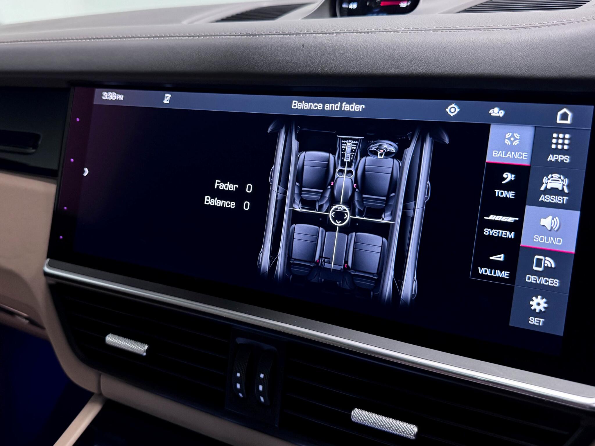 Porsche Cayenne view 68