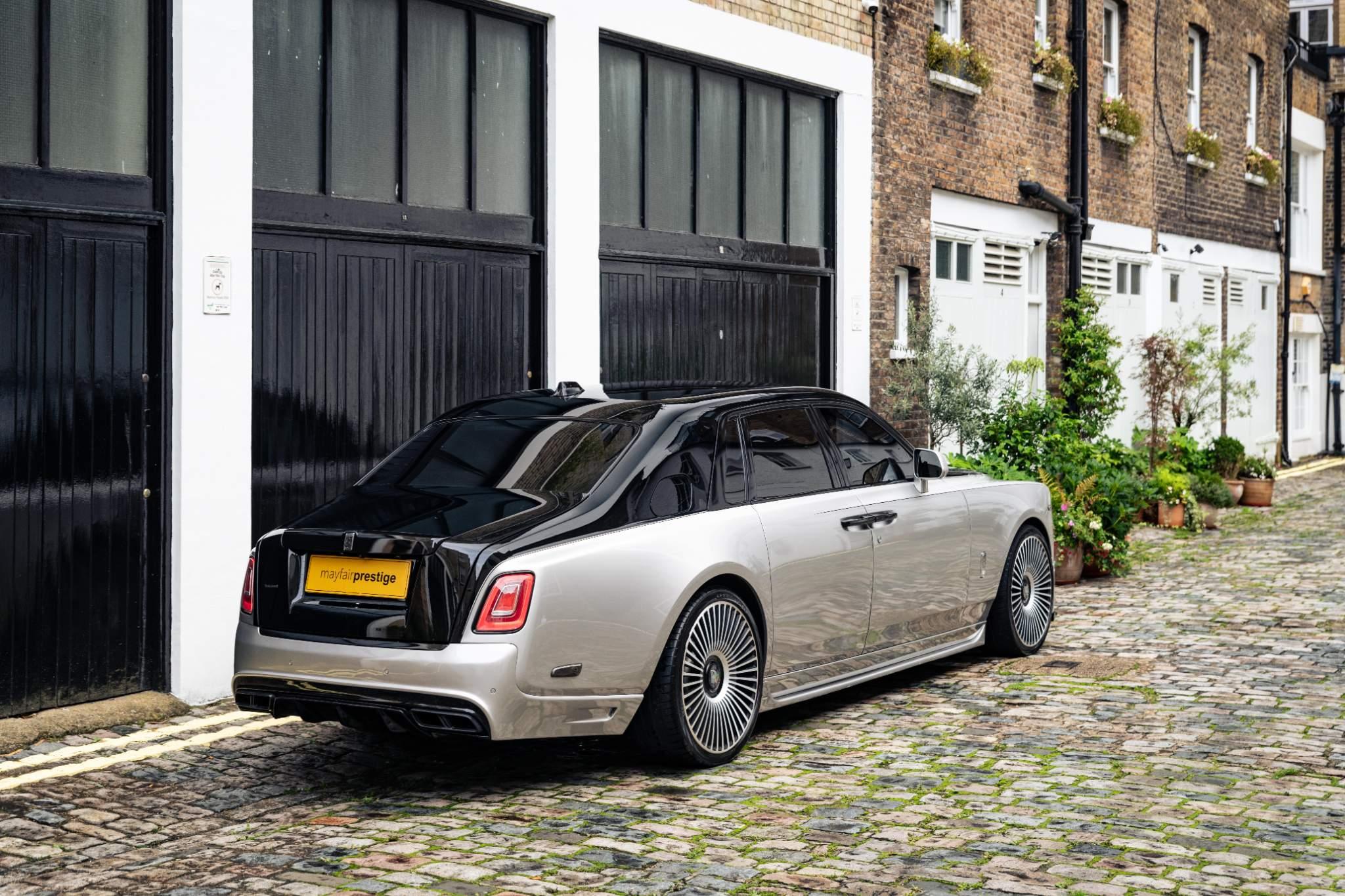 Rolls-Royce Phantom view 9