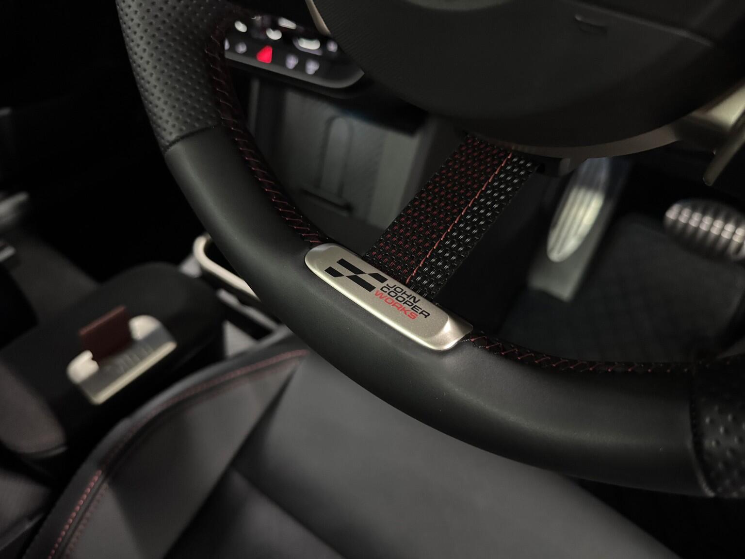 Mini Cooper Cooper view 27