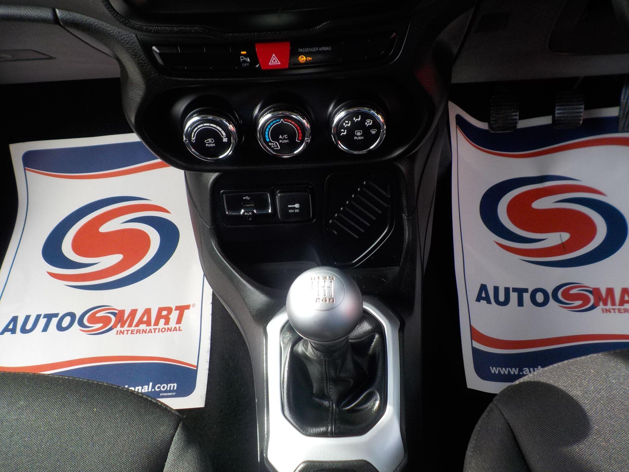 Jeep Renegade 1.4T MultiAirII Longitude Euro 6 (s/s) 5dr