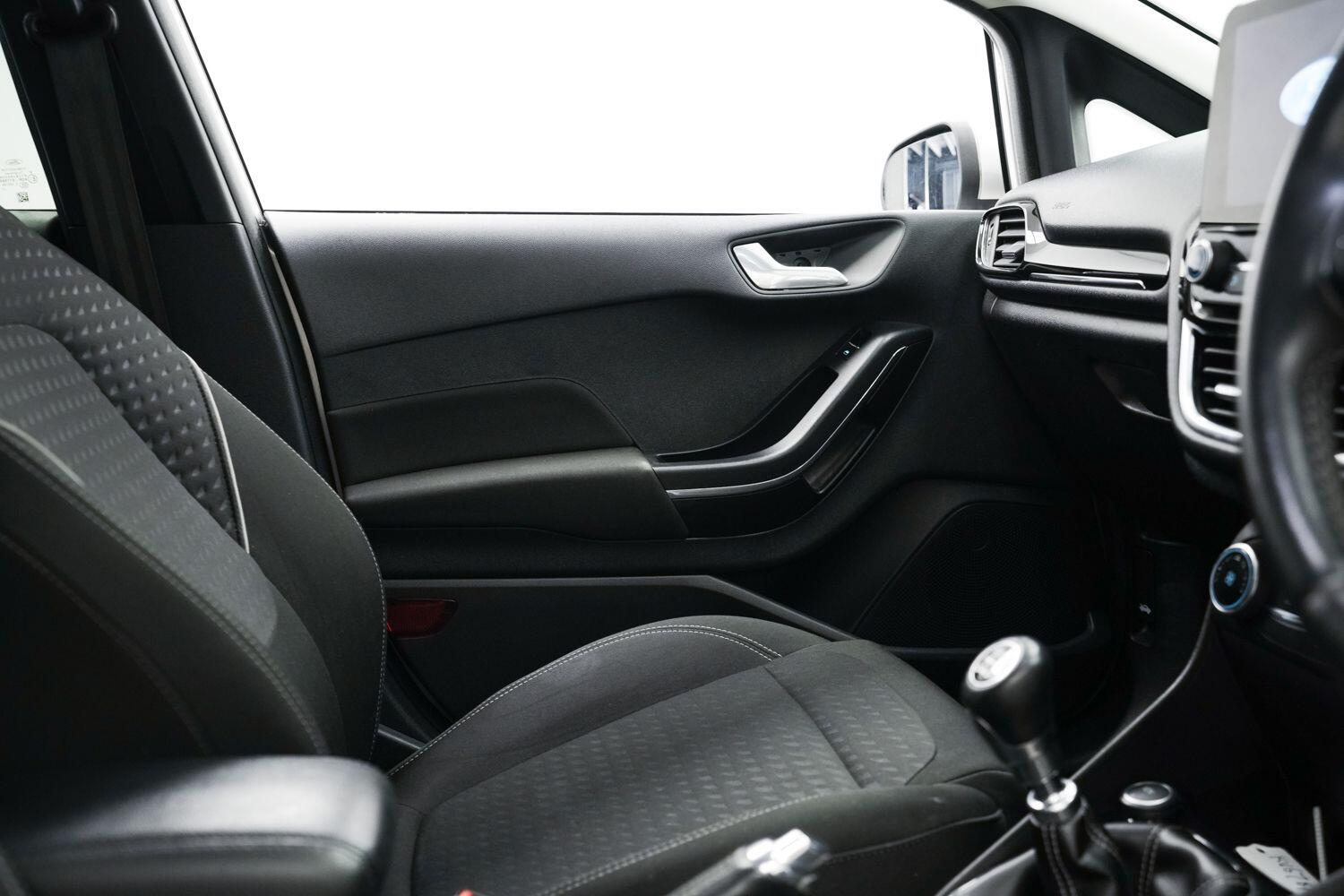 Ford Fiesta view 20