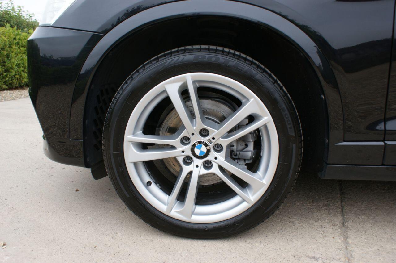 BMW X3 view 26