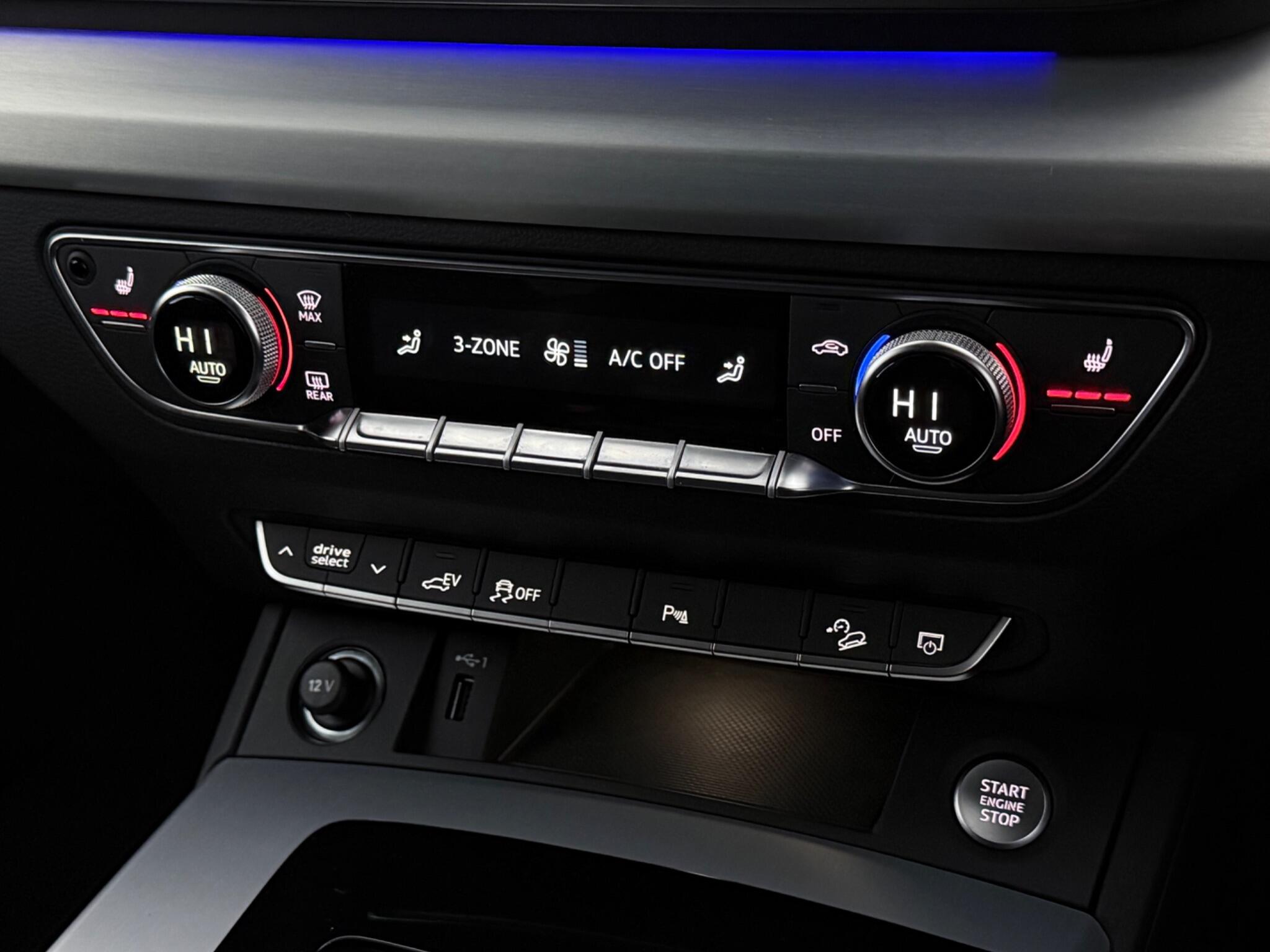 Audi Q5 view 21