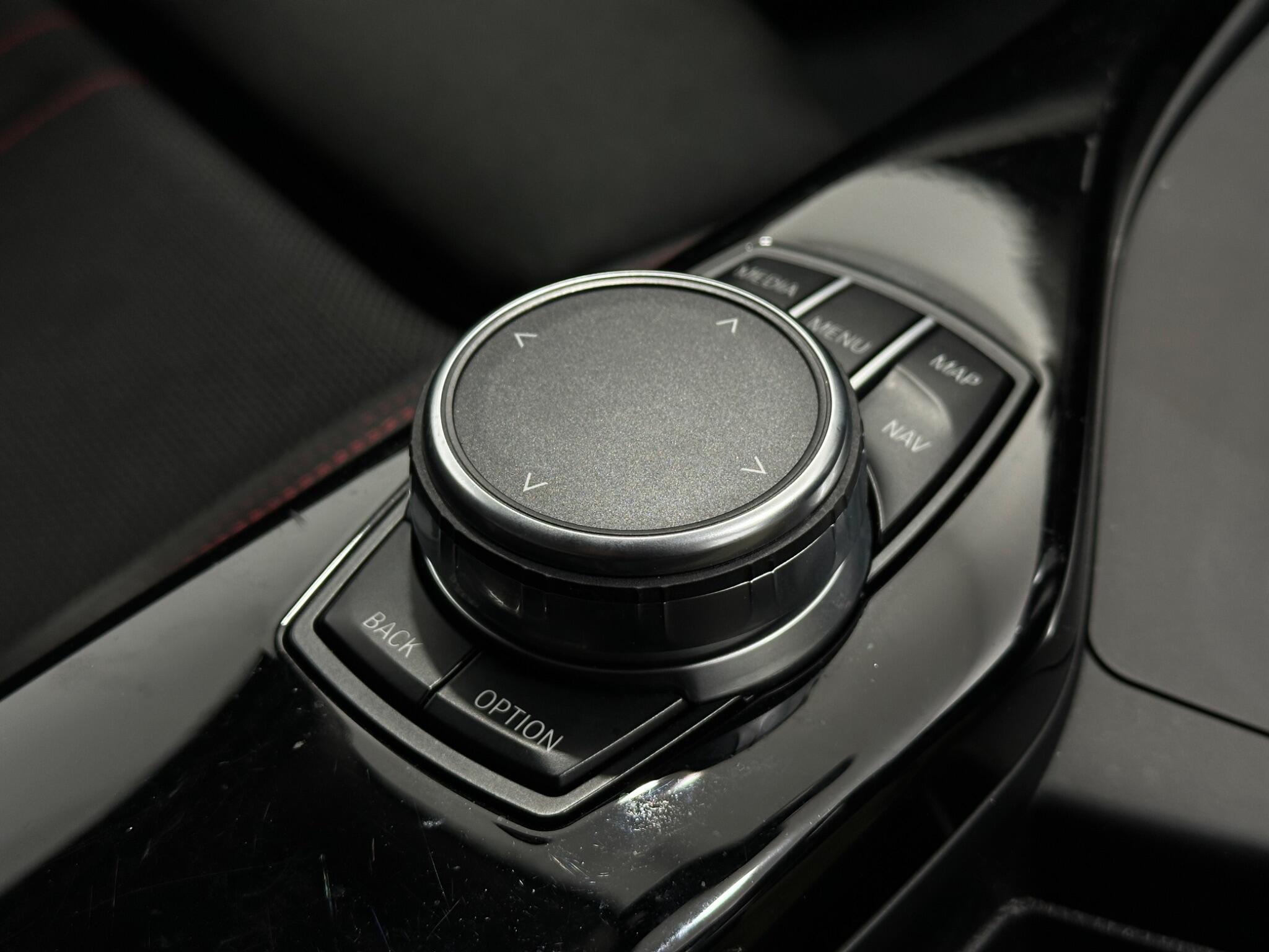 BMW 1 Series view 21