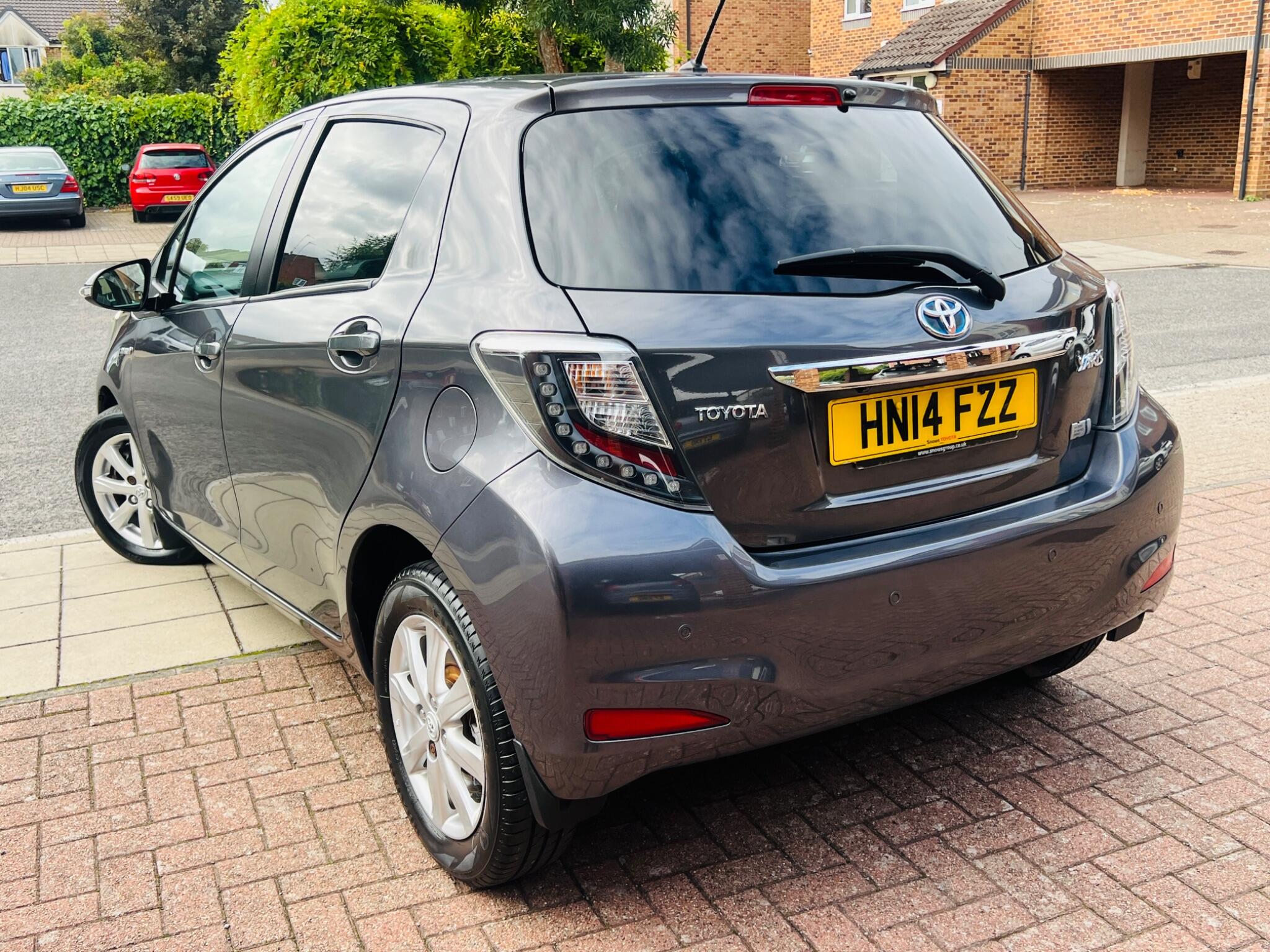 Toyota Yaris view 18