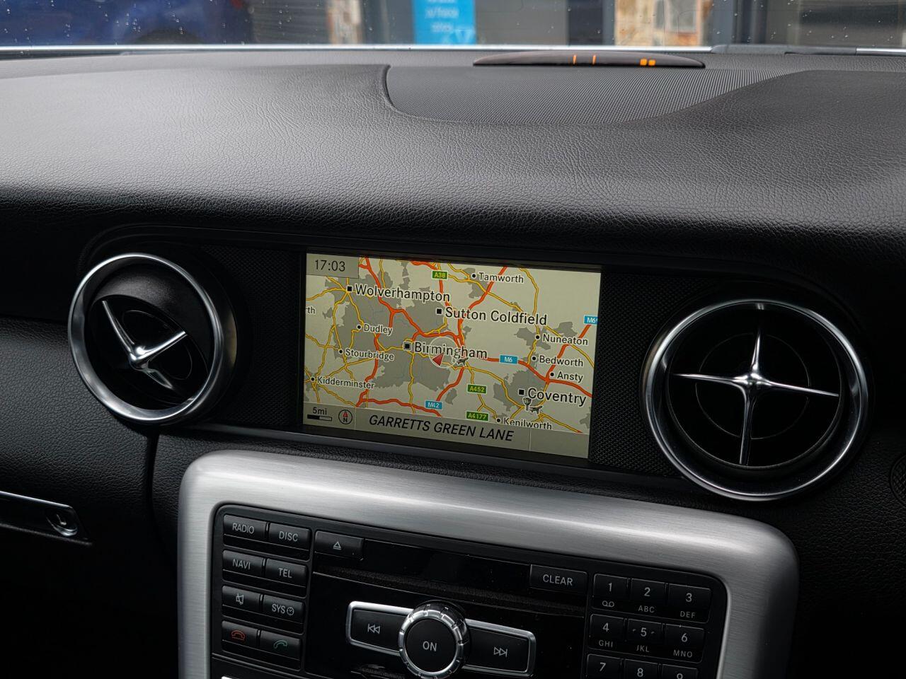 Mercedes-Benz SLK view 10