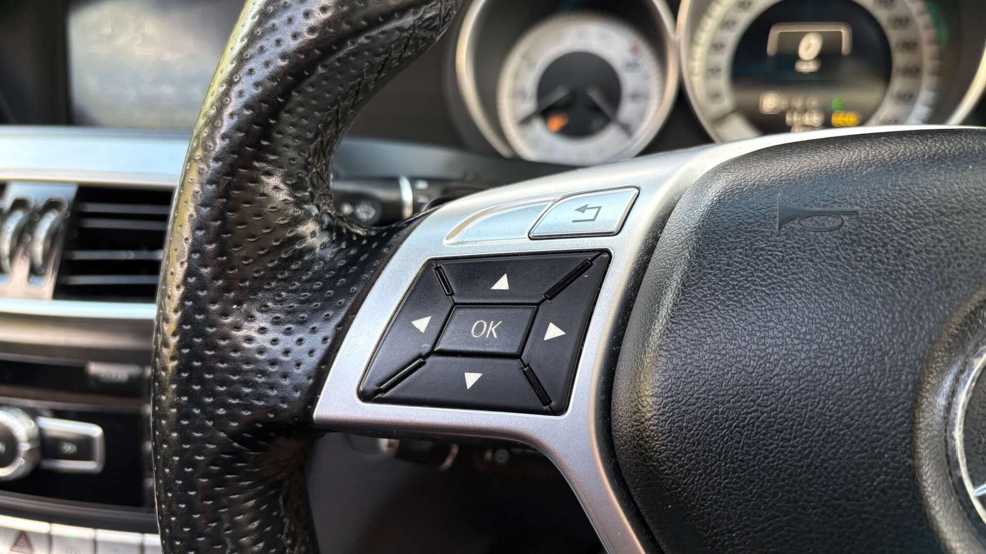 Mercedes-Benz C-Class view 15