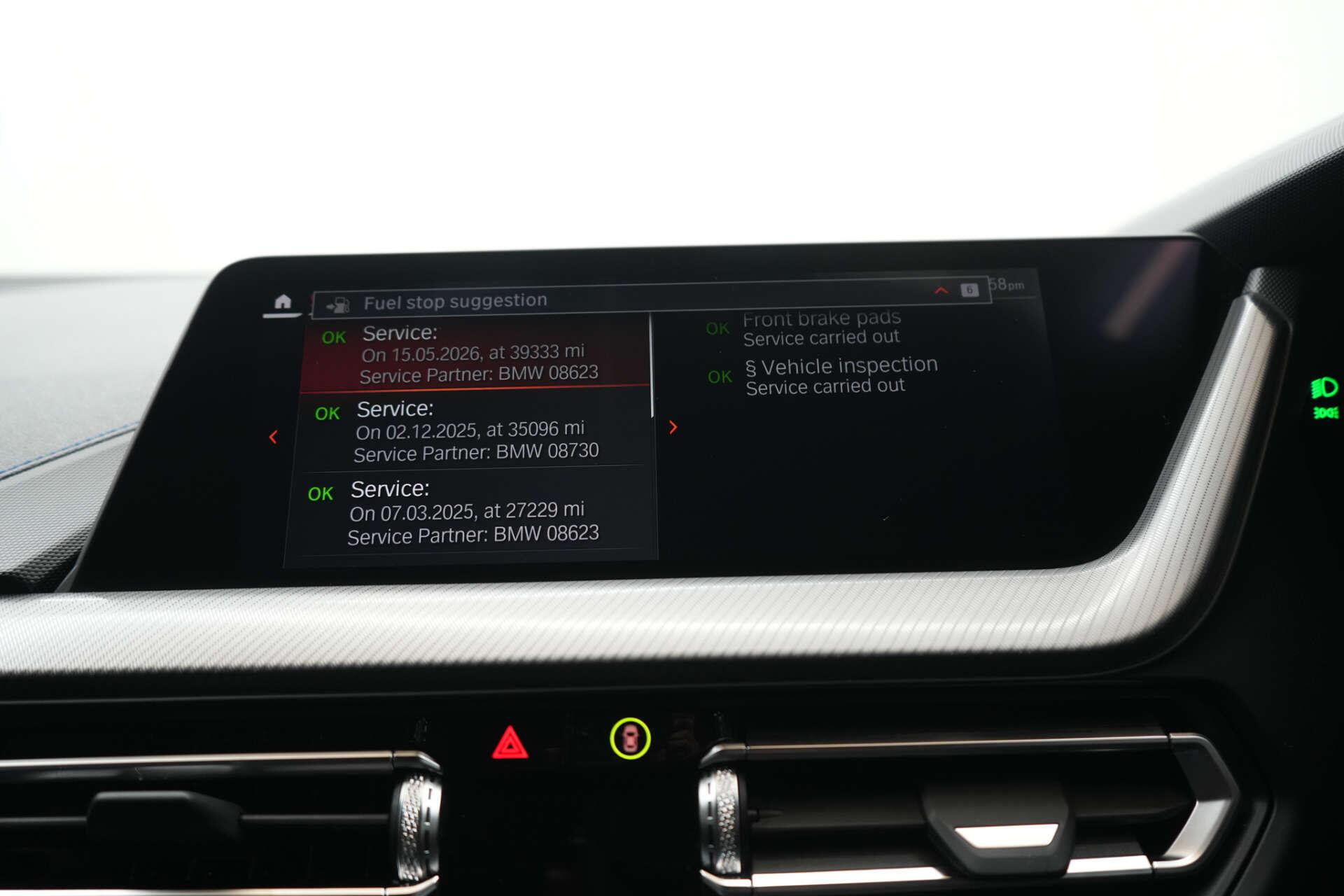 BMW 1 Series view 33