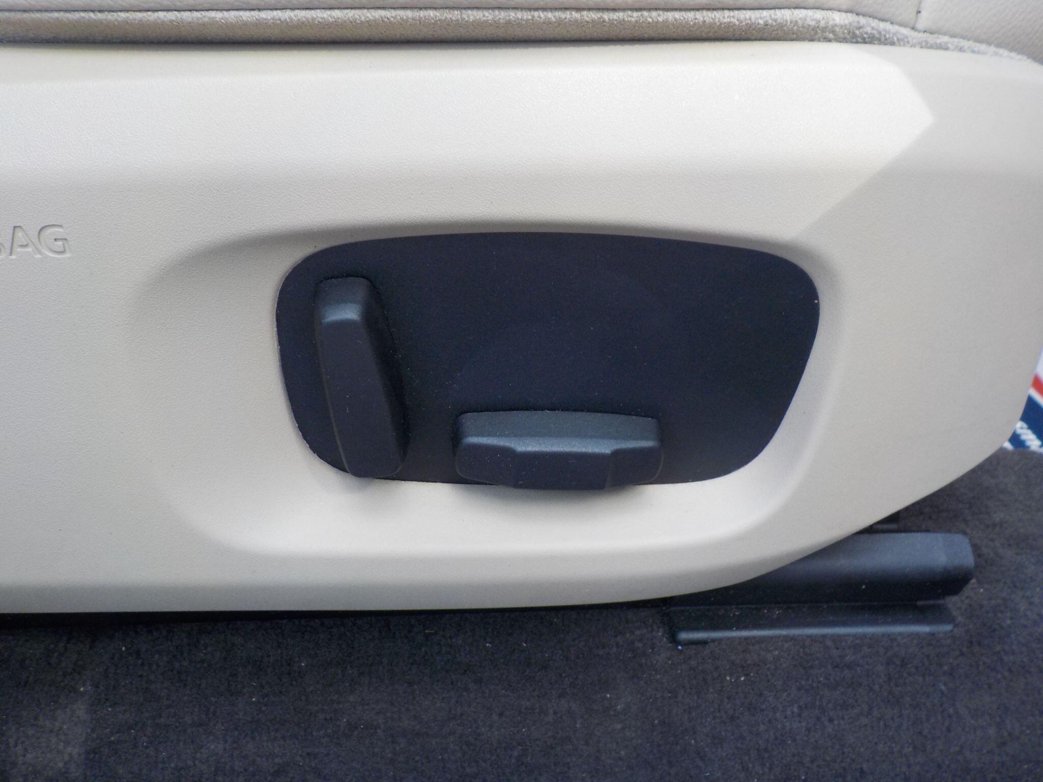 Land Rover Range Rover Evoque 2.0 TD4 SE 4WD Euro 6 (s/s) 5dr