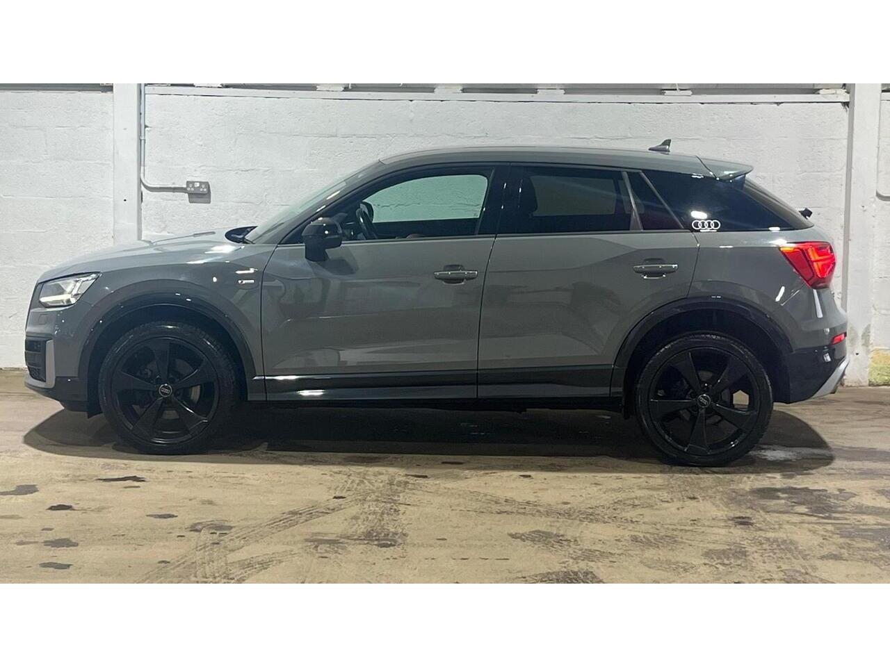Audi Q2 view 39
