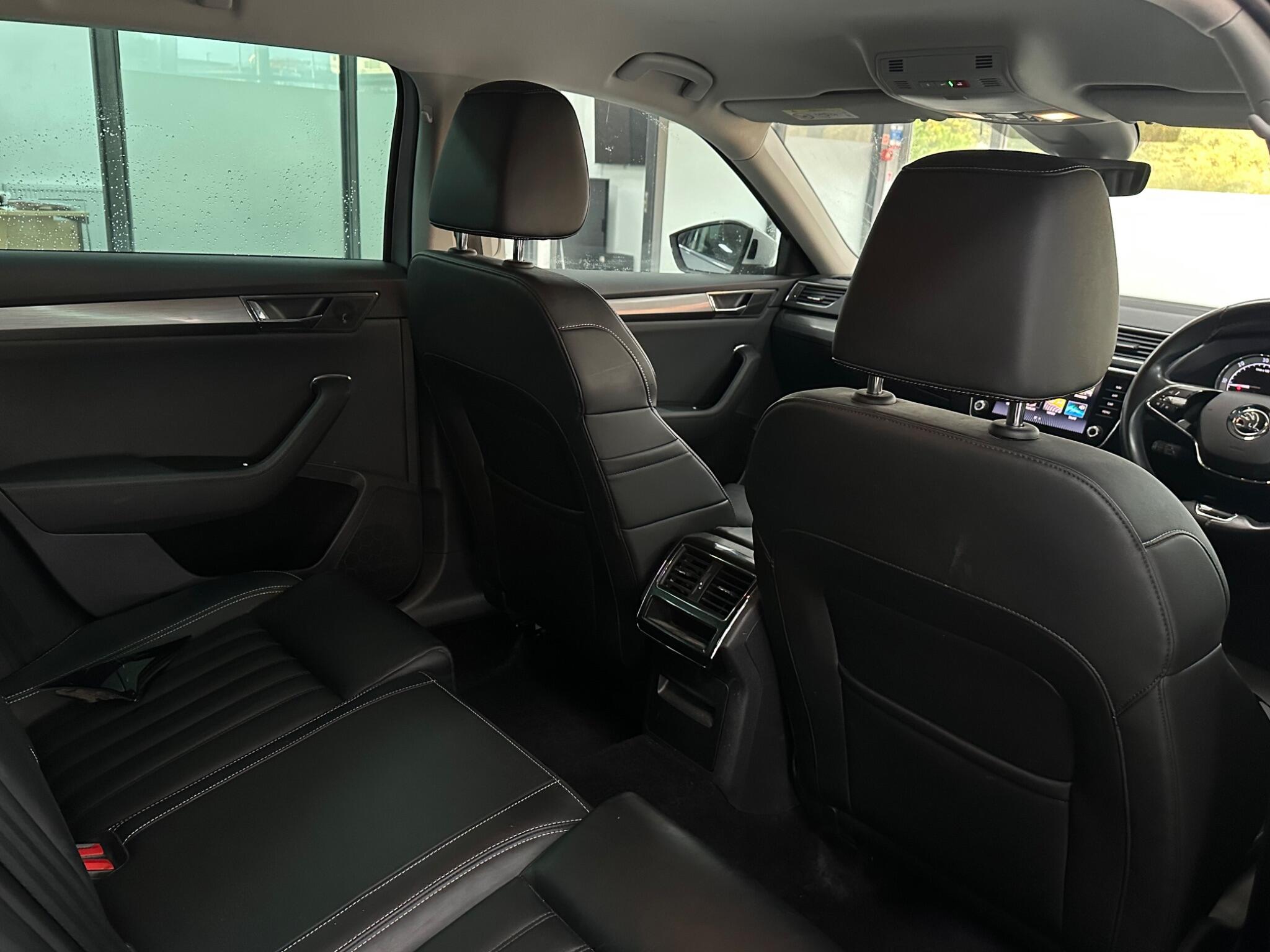 Skoda Superb view 34