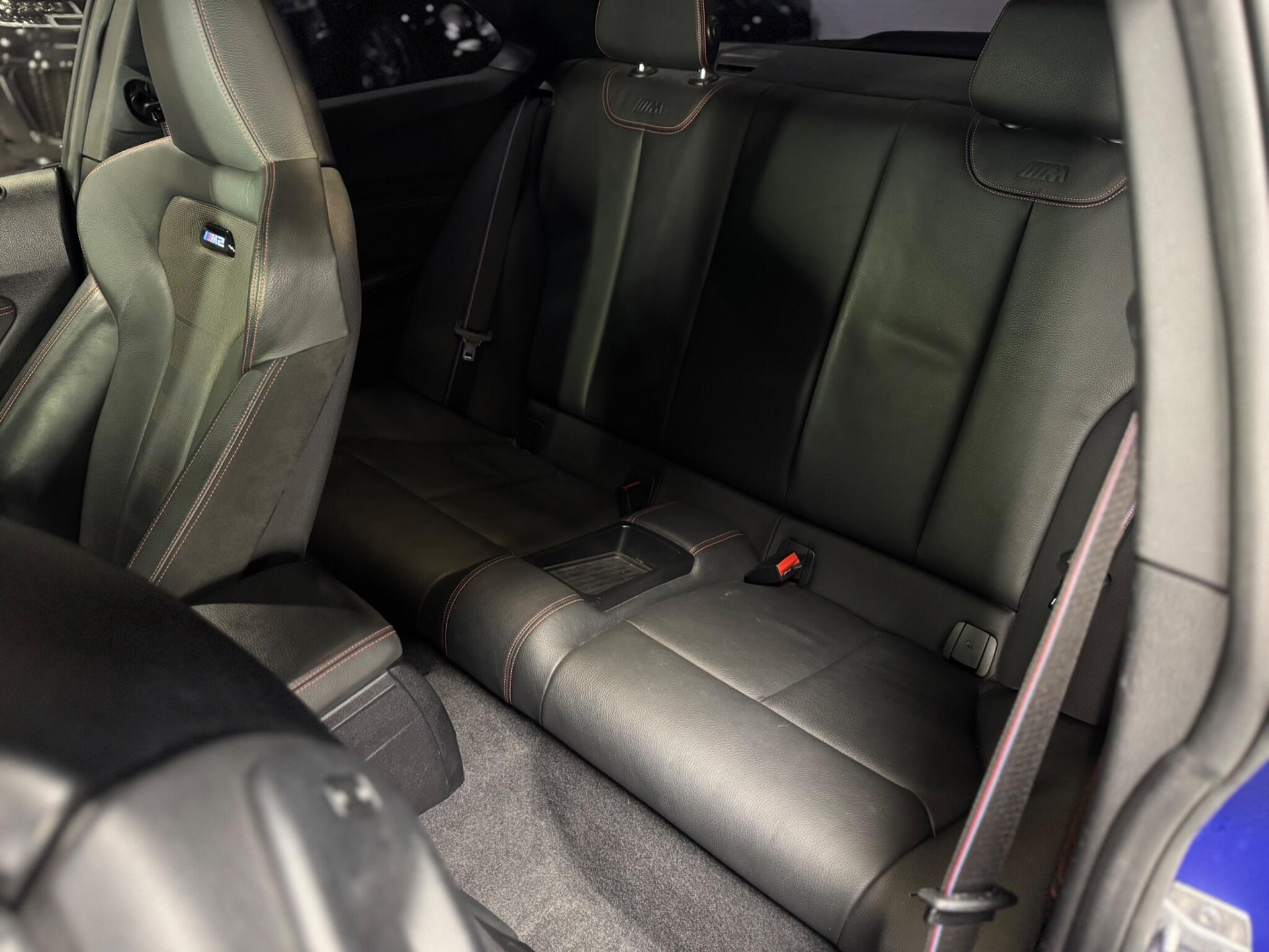 BMW M2 view 24