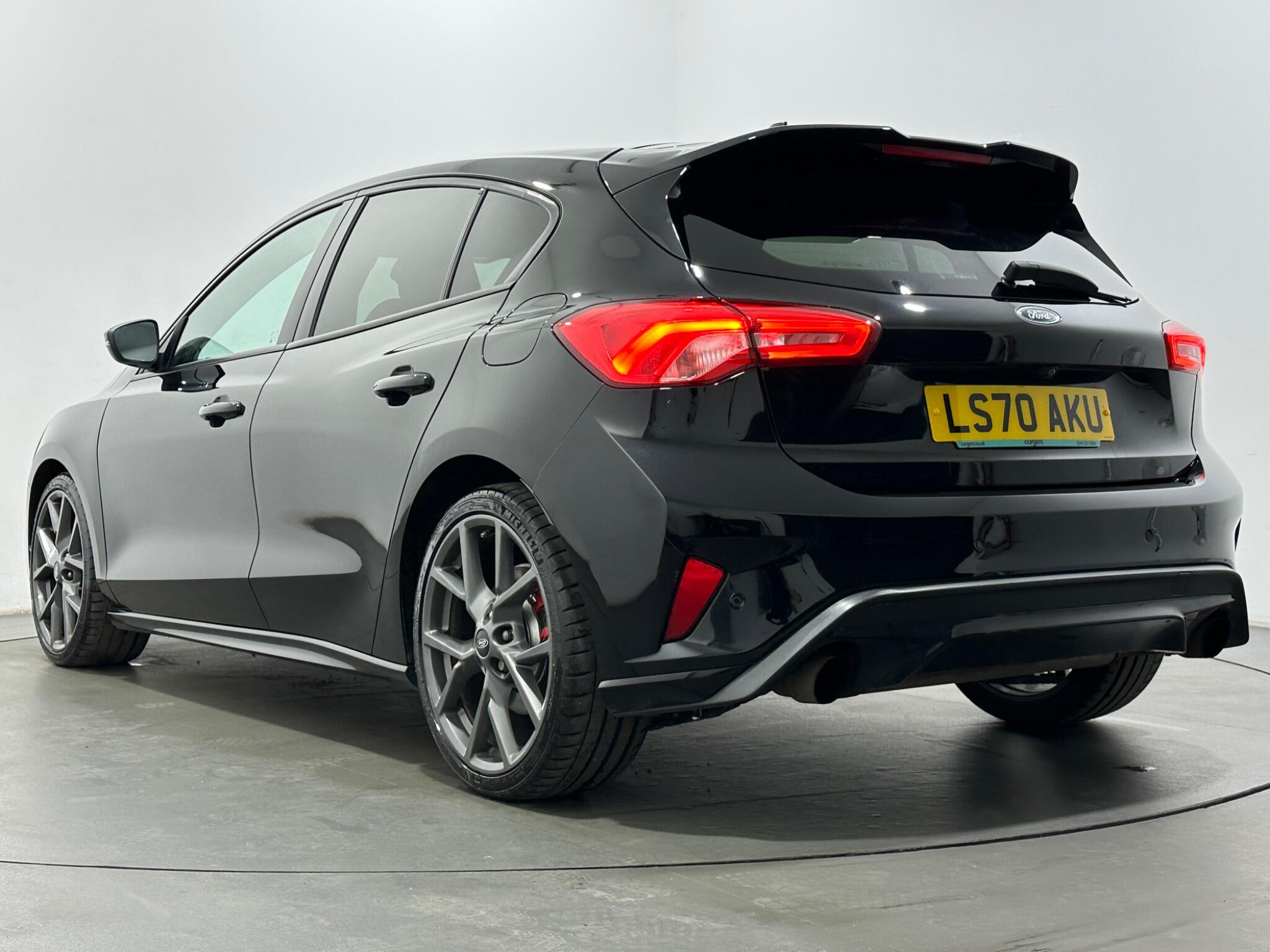Ford Focus view 47