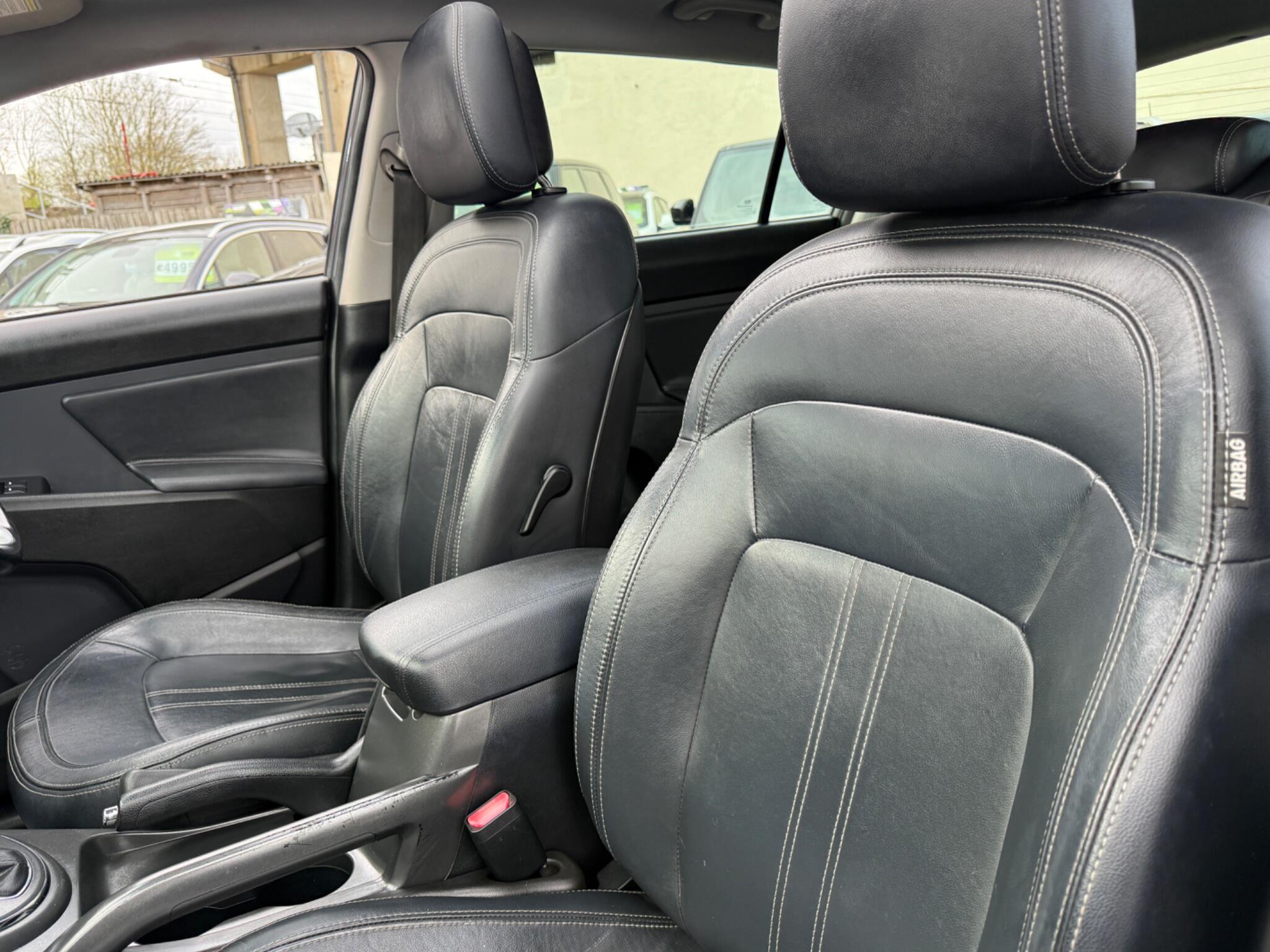 Kia Sportage - Image 57