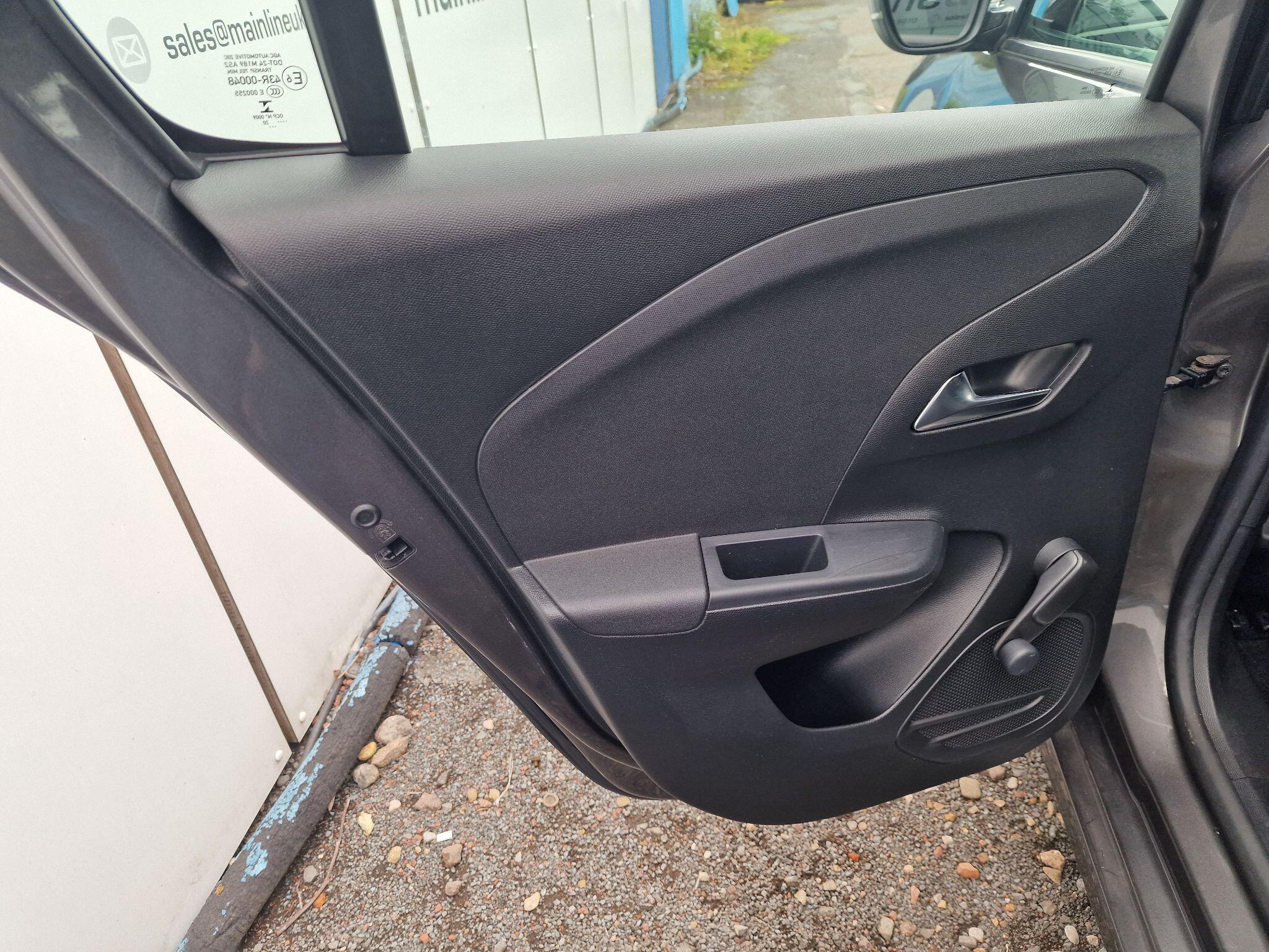 Vauxhall Corsa view 26