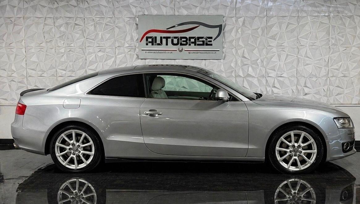 Audi A5 view 8