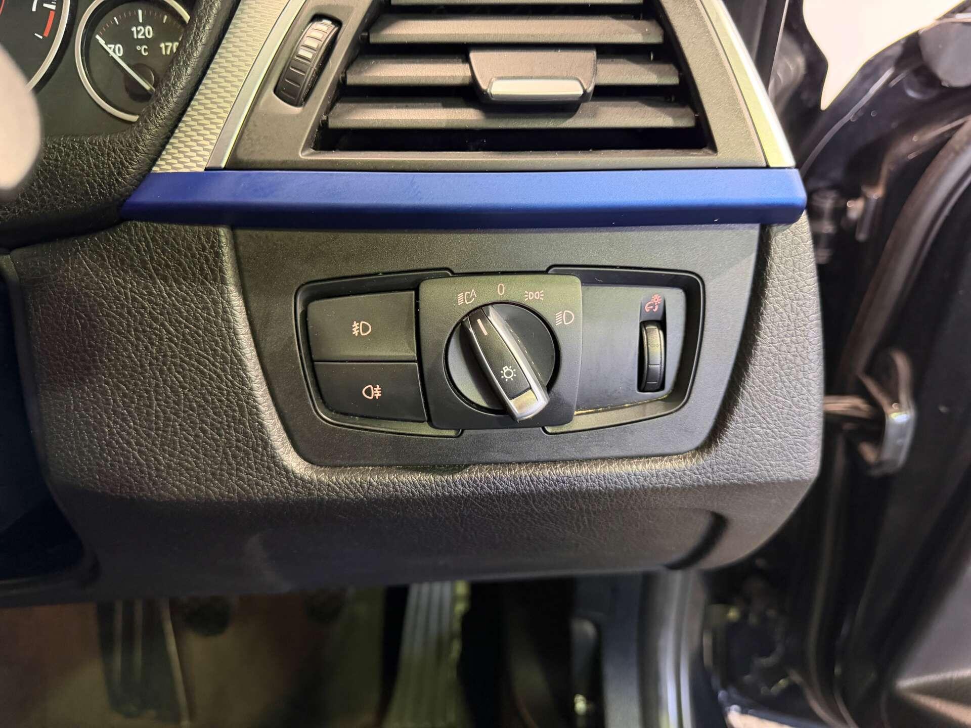 BMW 3 Series view 19