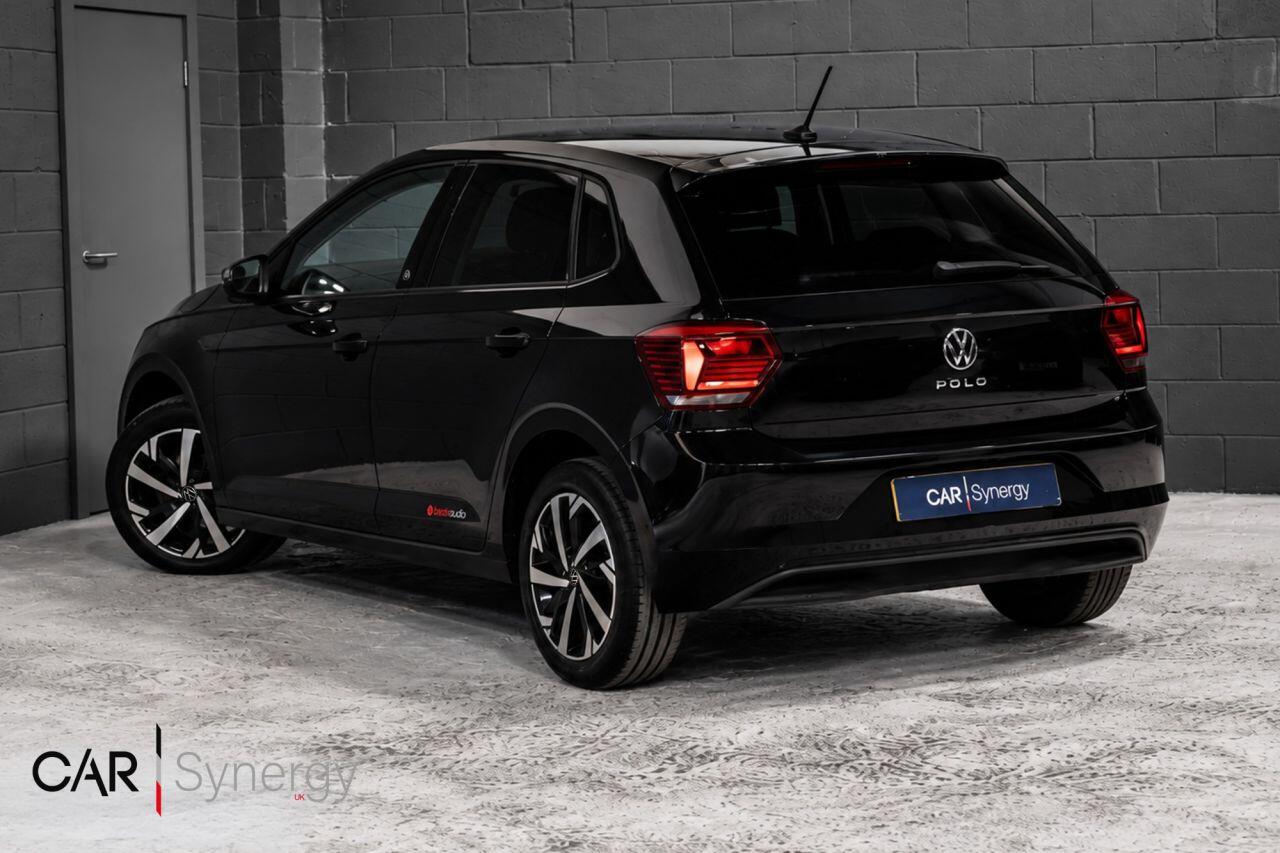 Volkswagen Polo view 3