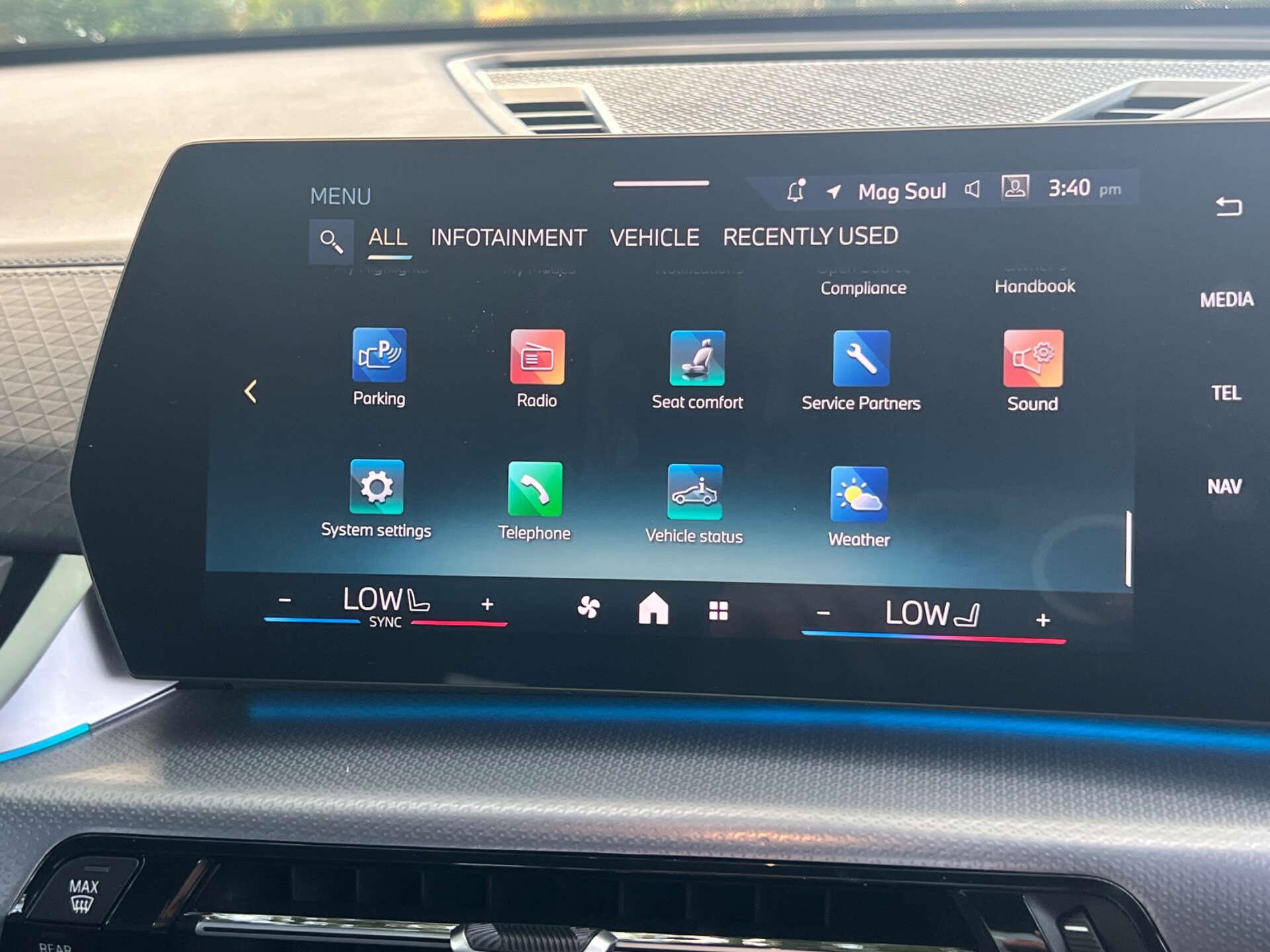 BMW Ix2 view 48
