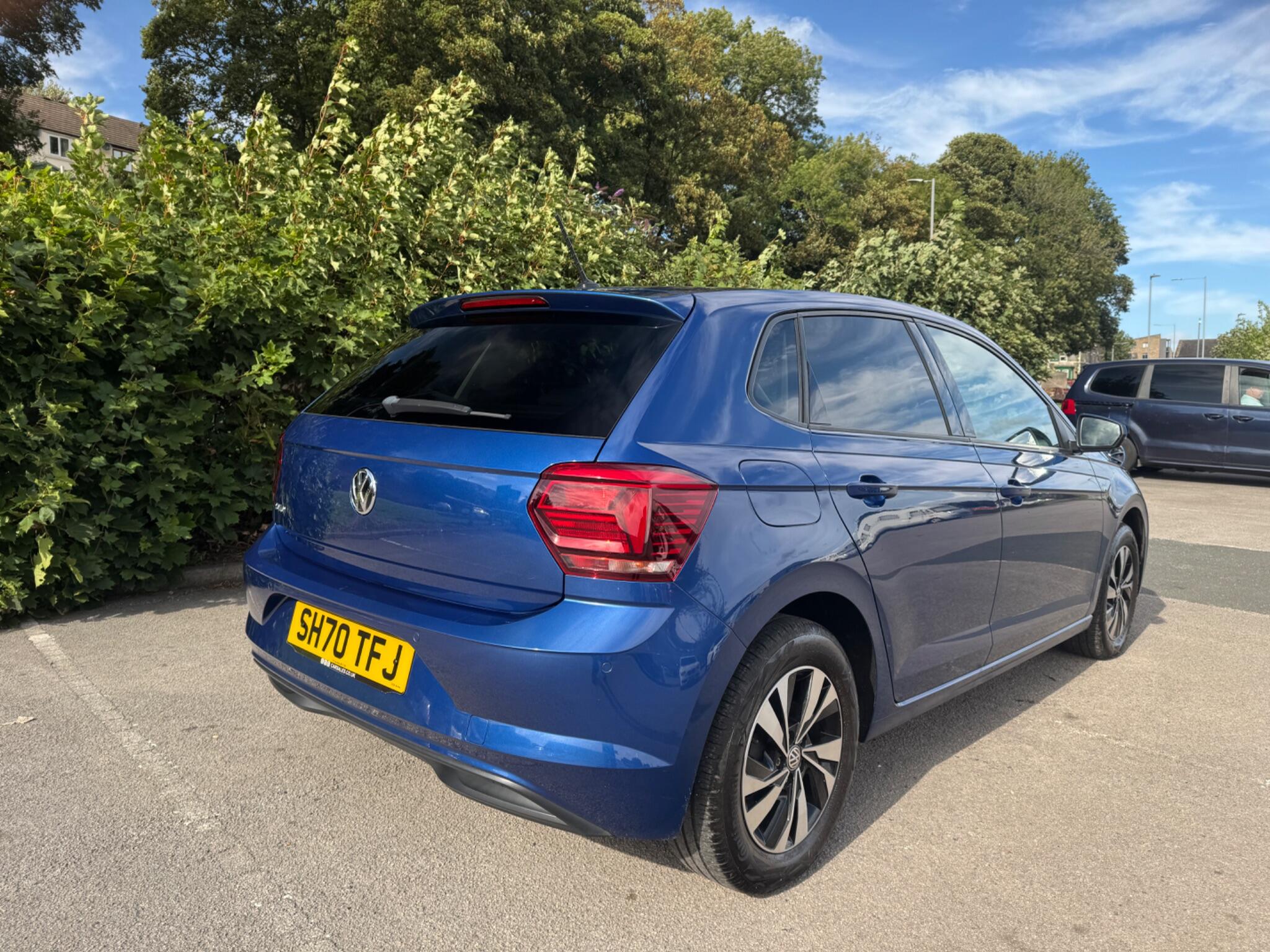 Volkswagen Polo view 6