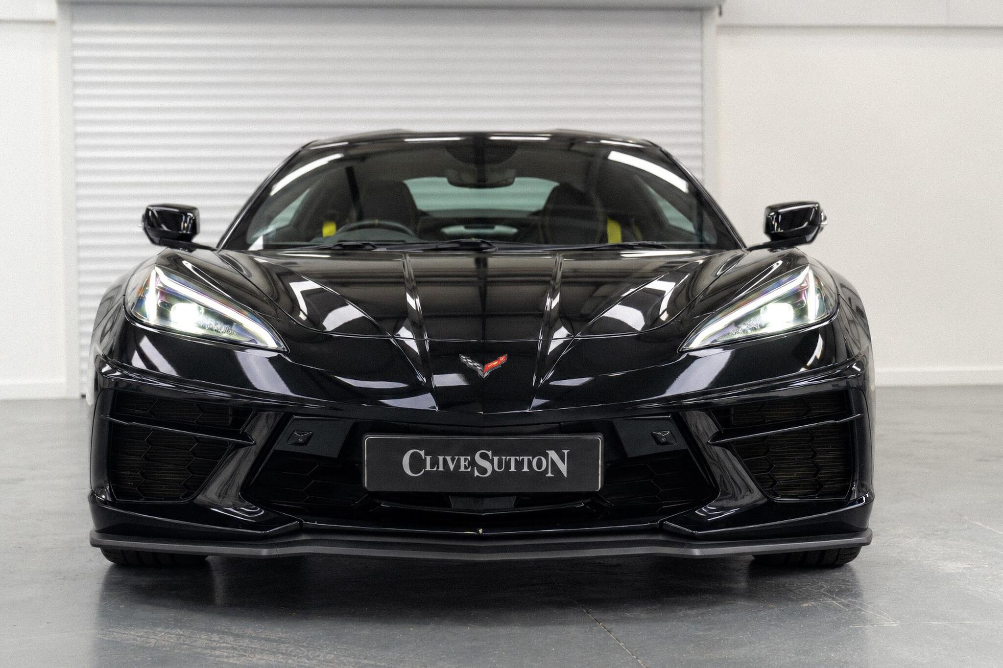 Chevrolet Corvette view 3