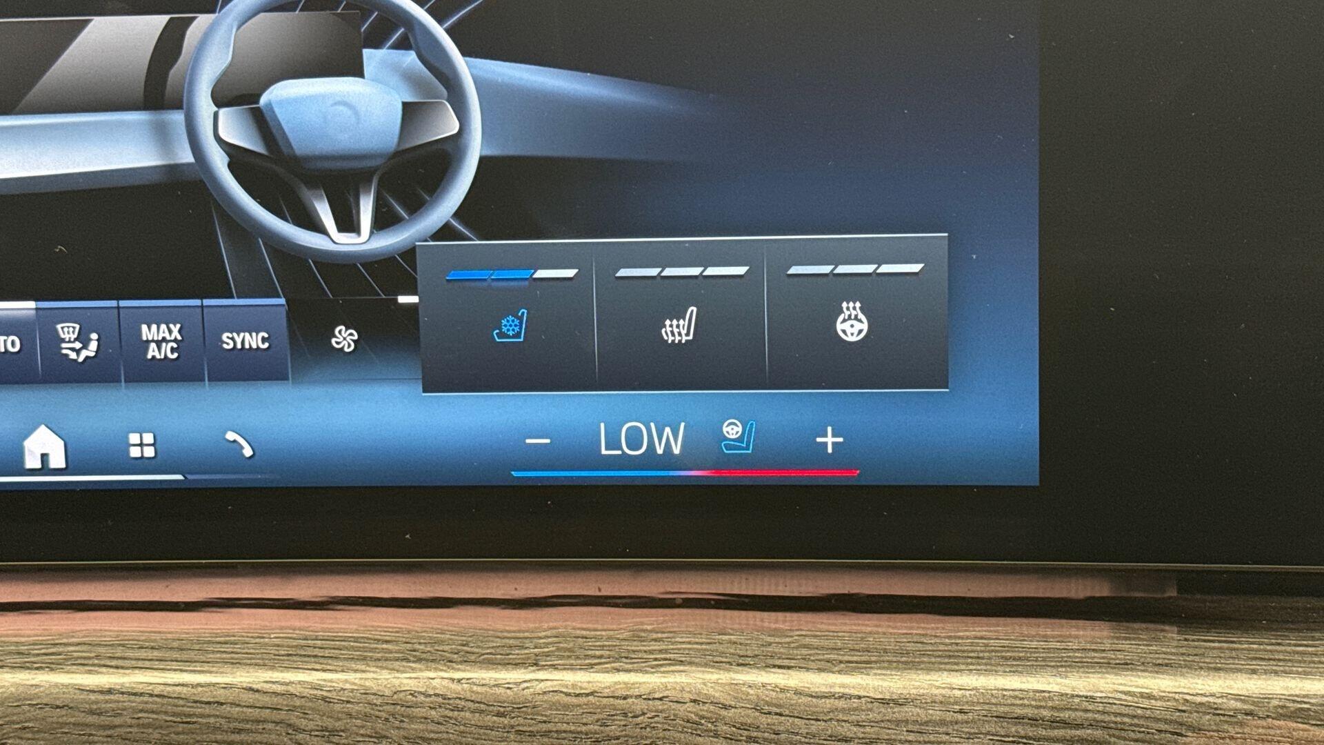 BMW I7 view 28